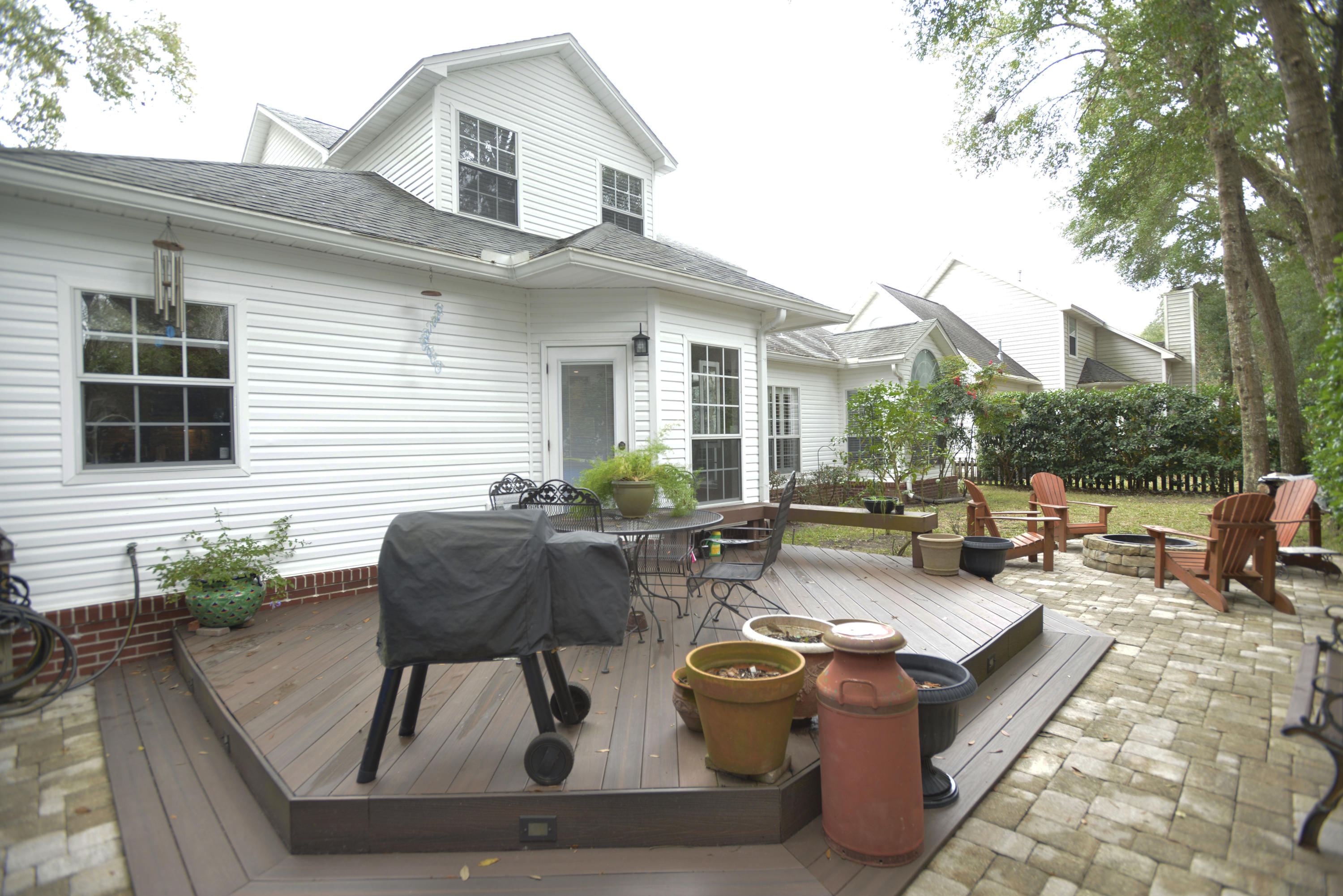 BOLTONS LANDING - Residential