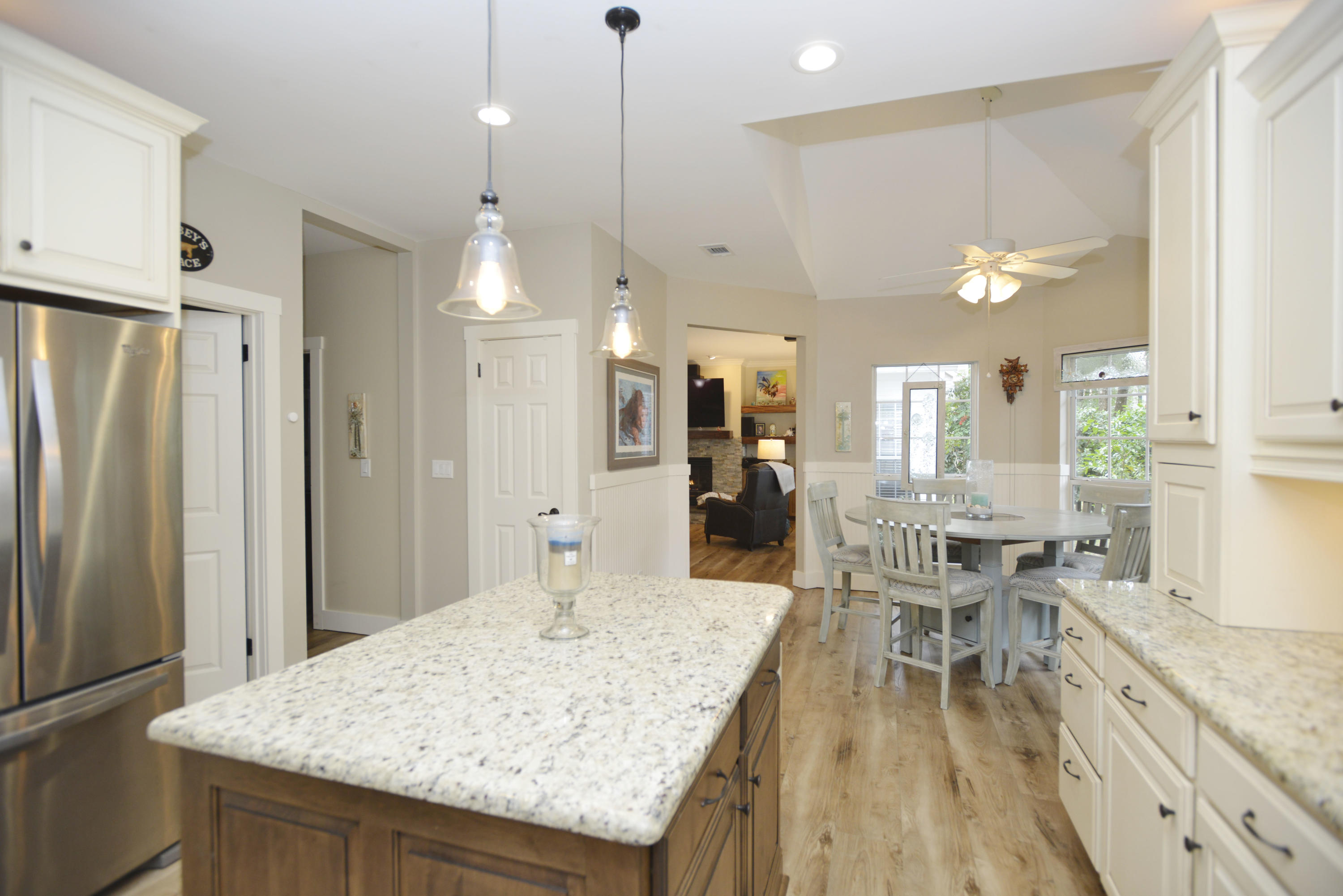 BOLTONS LANDING - Residential