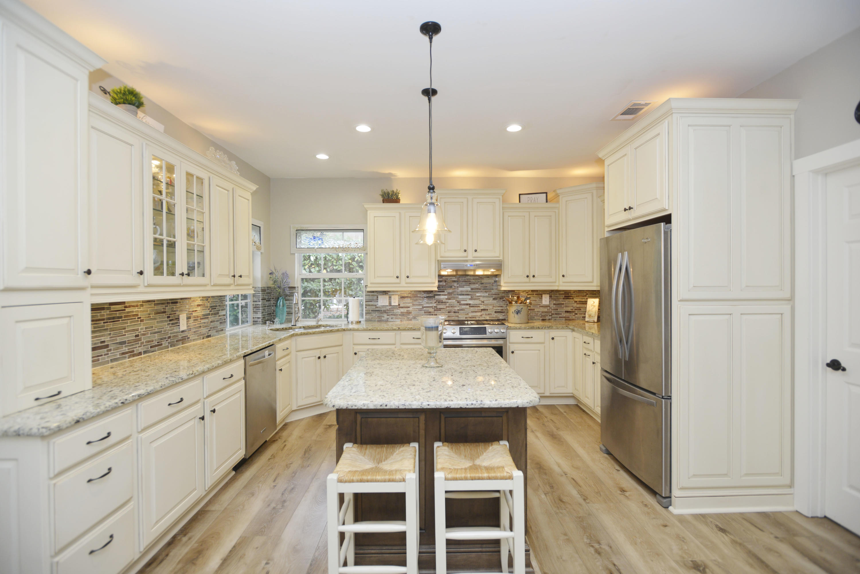 BOLTONS LANDING - Residential