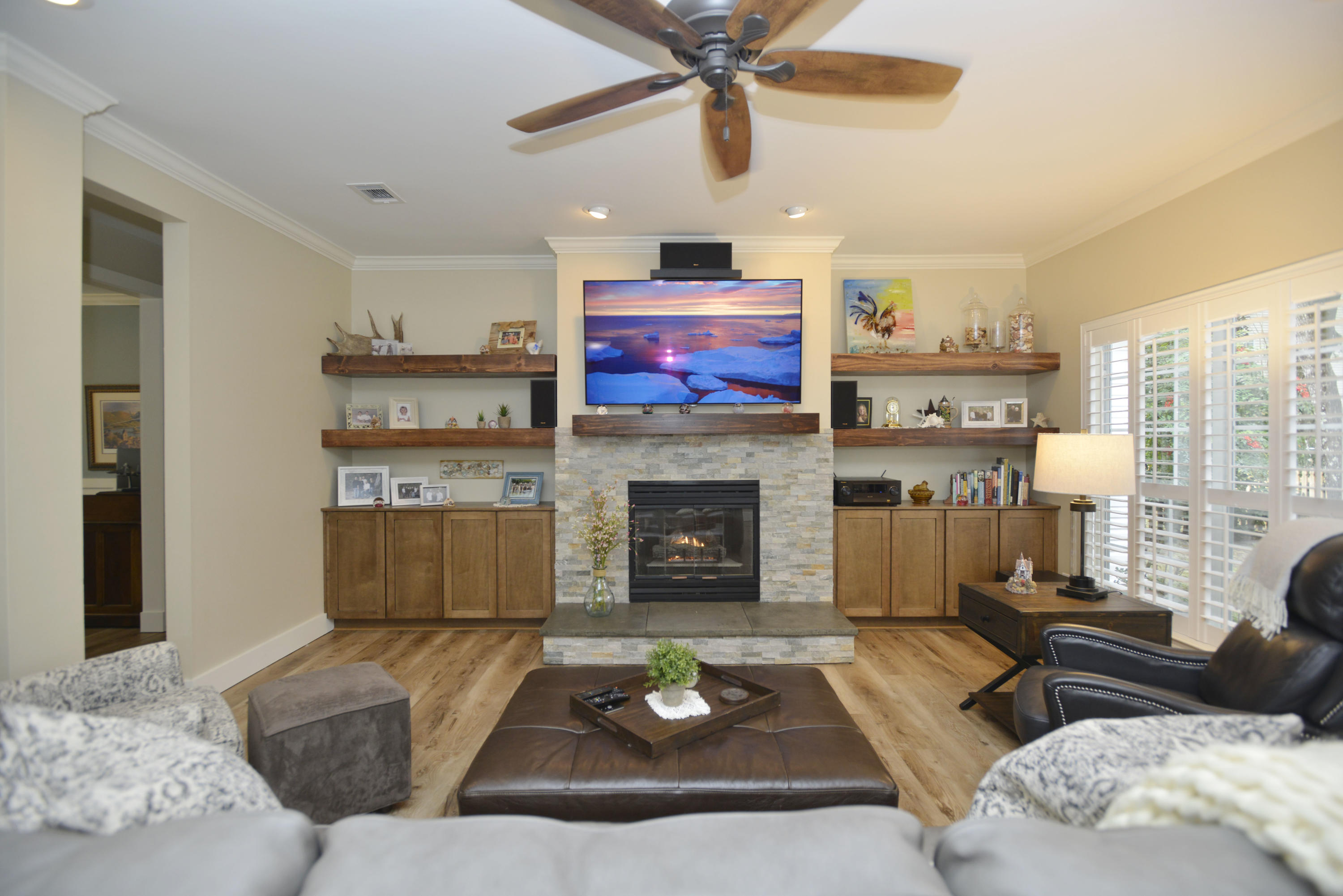 BOLTONS LANDING - Residential