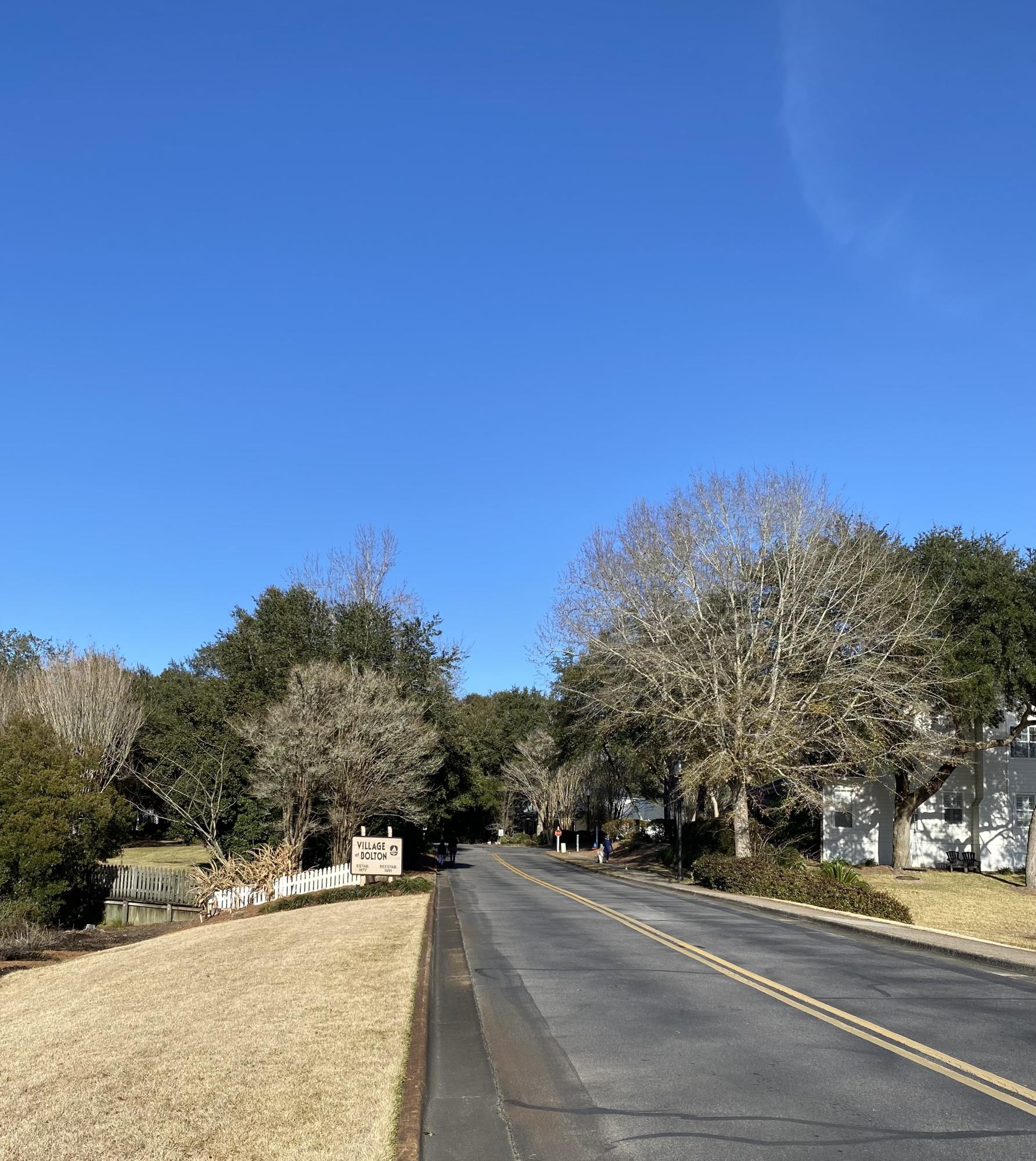 BOLTONS LANDING - Residential