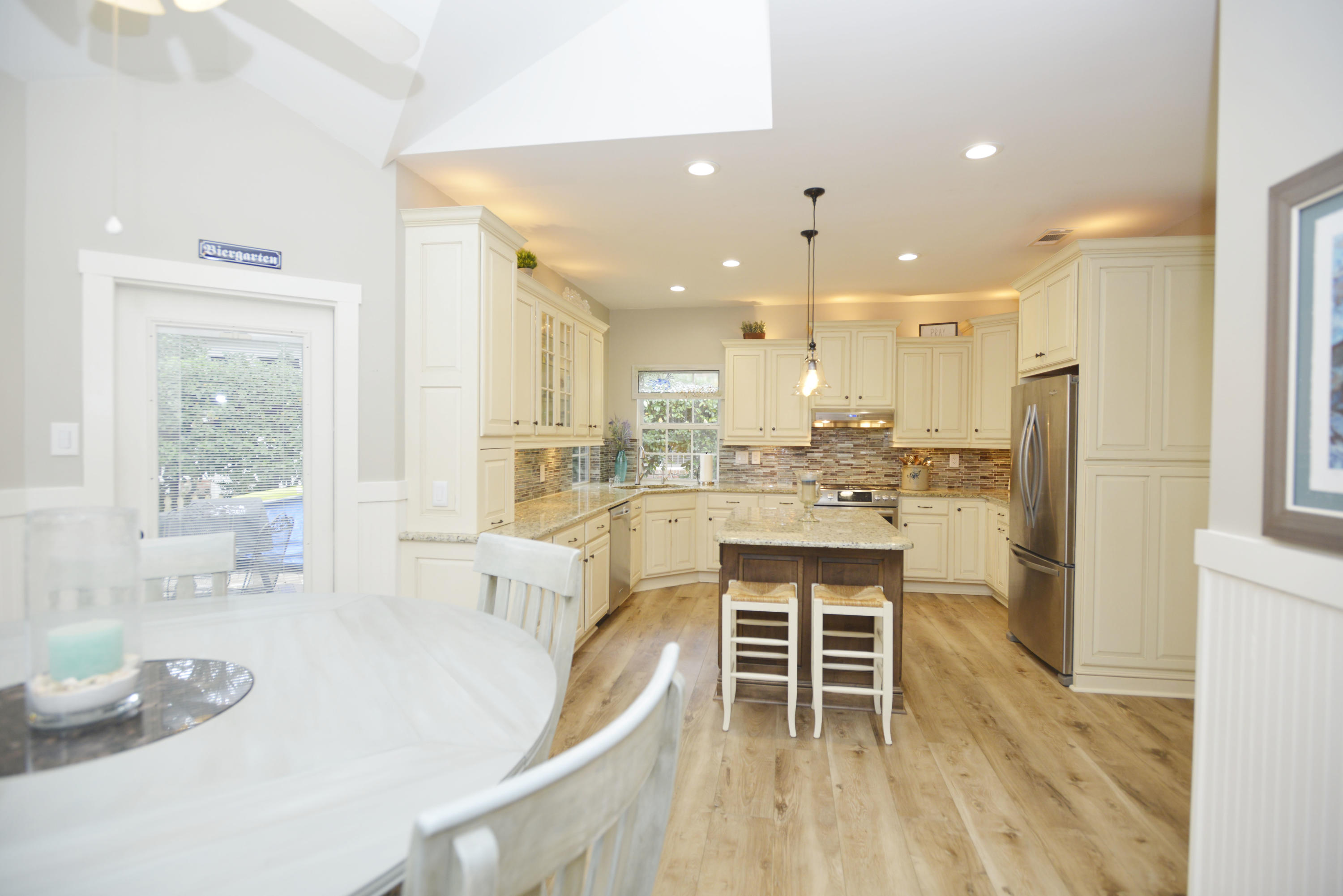 BOLTONS LANDING - Residential