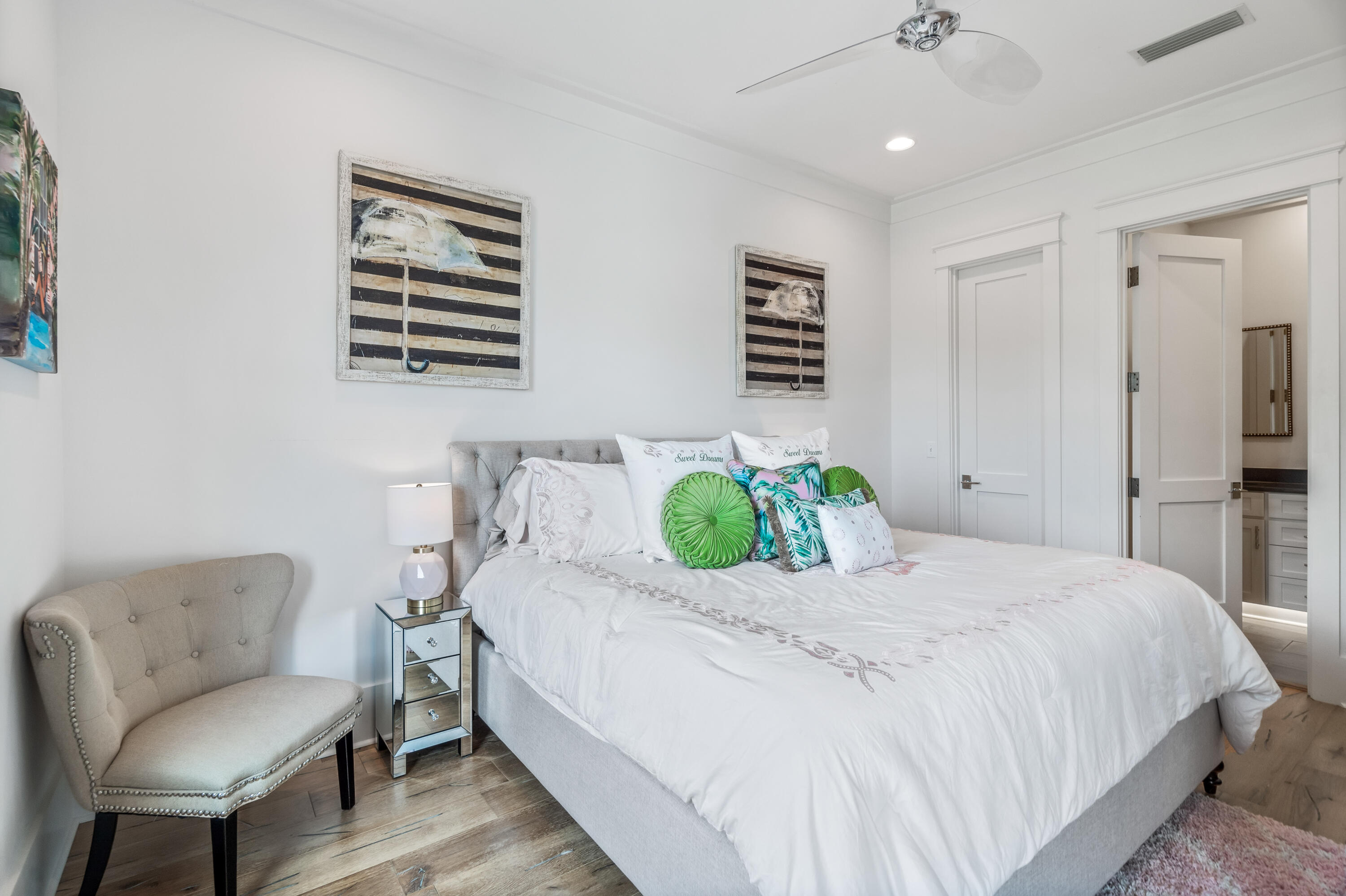 EMERALD WATERS VILLAGE - Residential