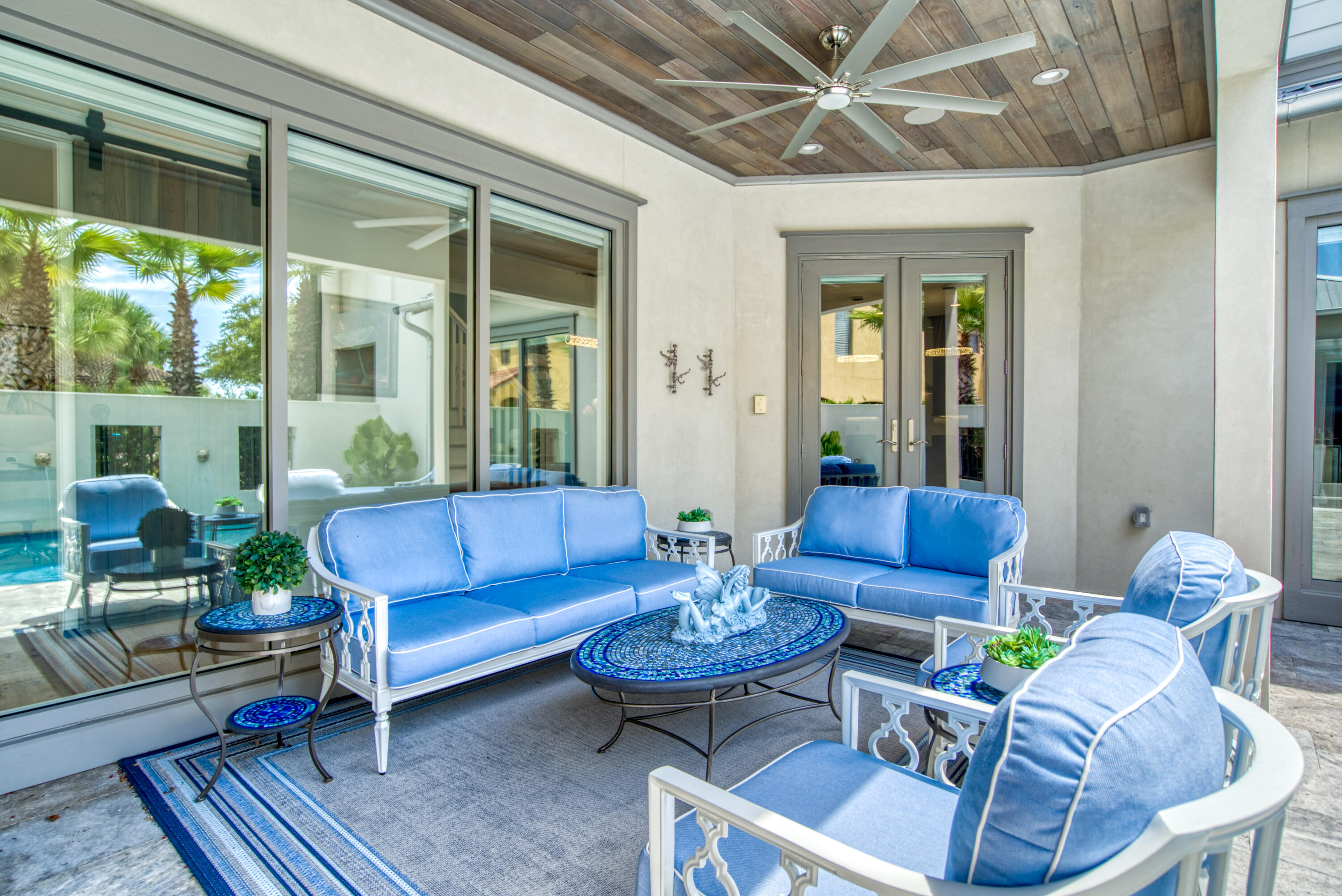 EMERALD WATERS VILLAGE - Residential