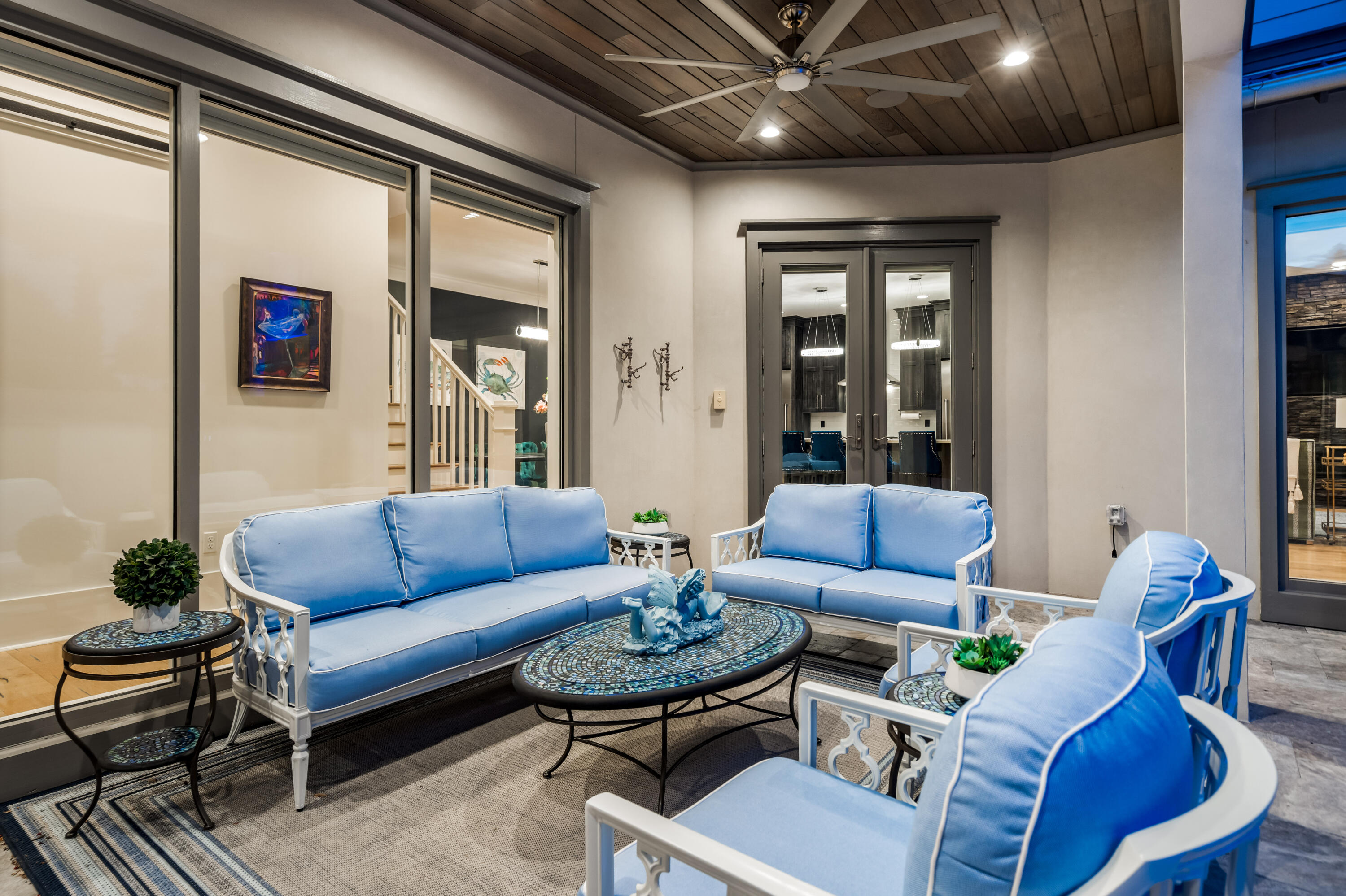 EMERALD WATERS VILLAGE - Residential