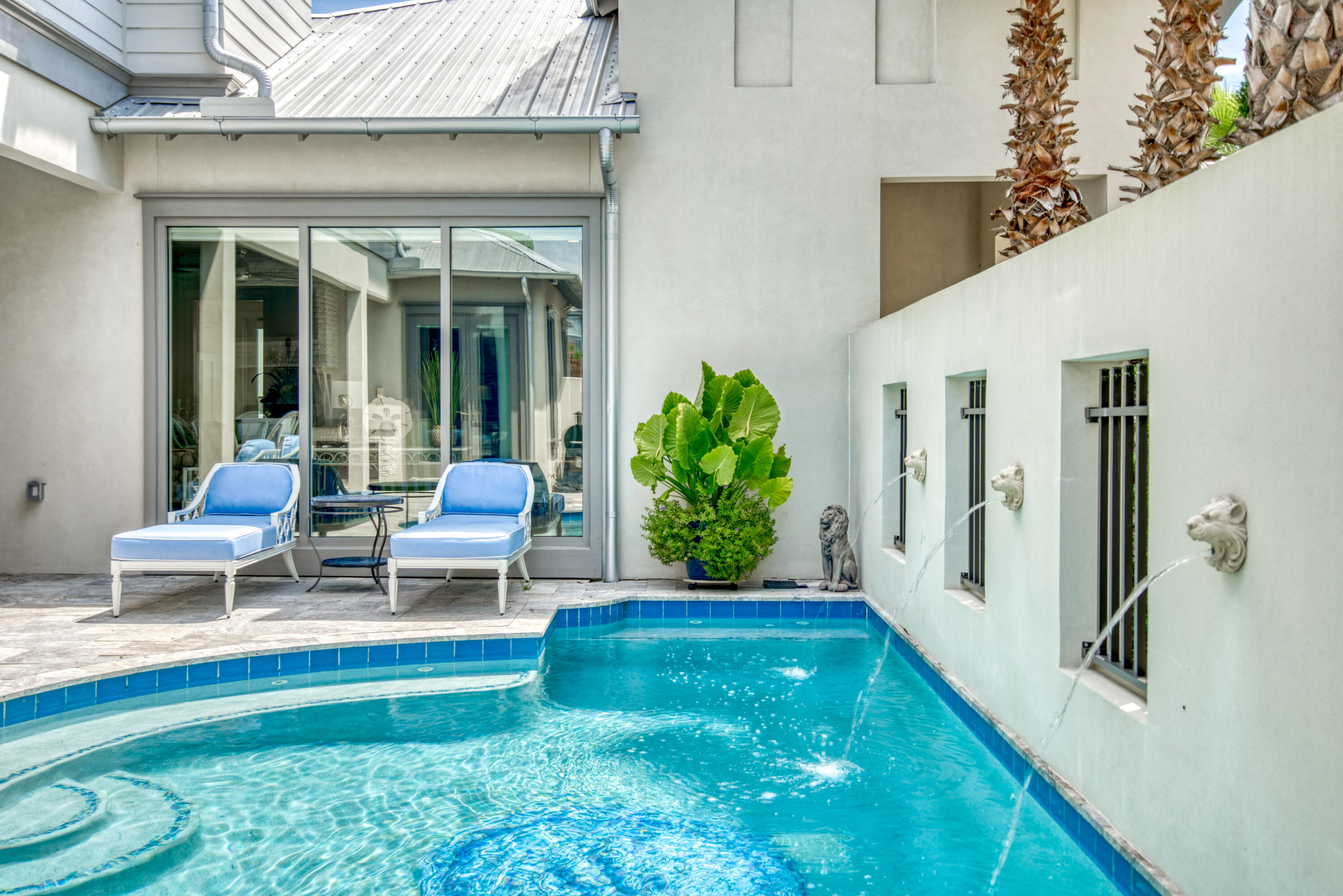 EMERALD WATERS VILLAGE - Residential