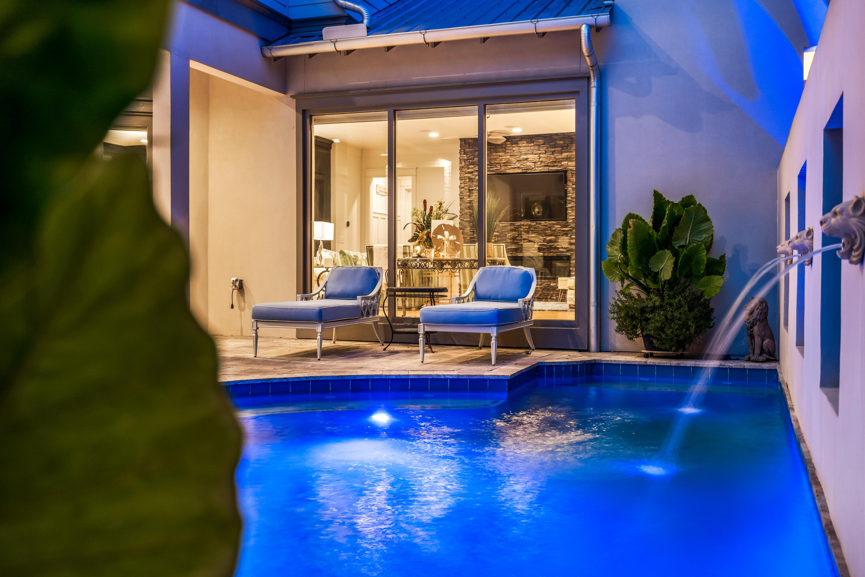 EMERALD WATERS VILLAGE - Residential