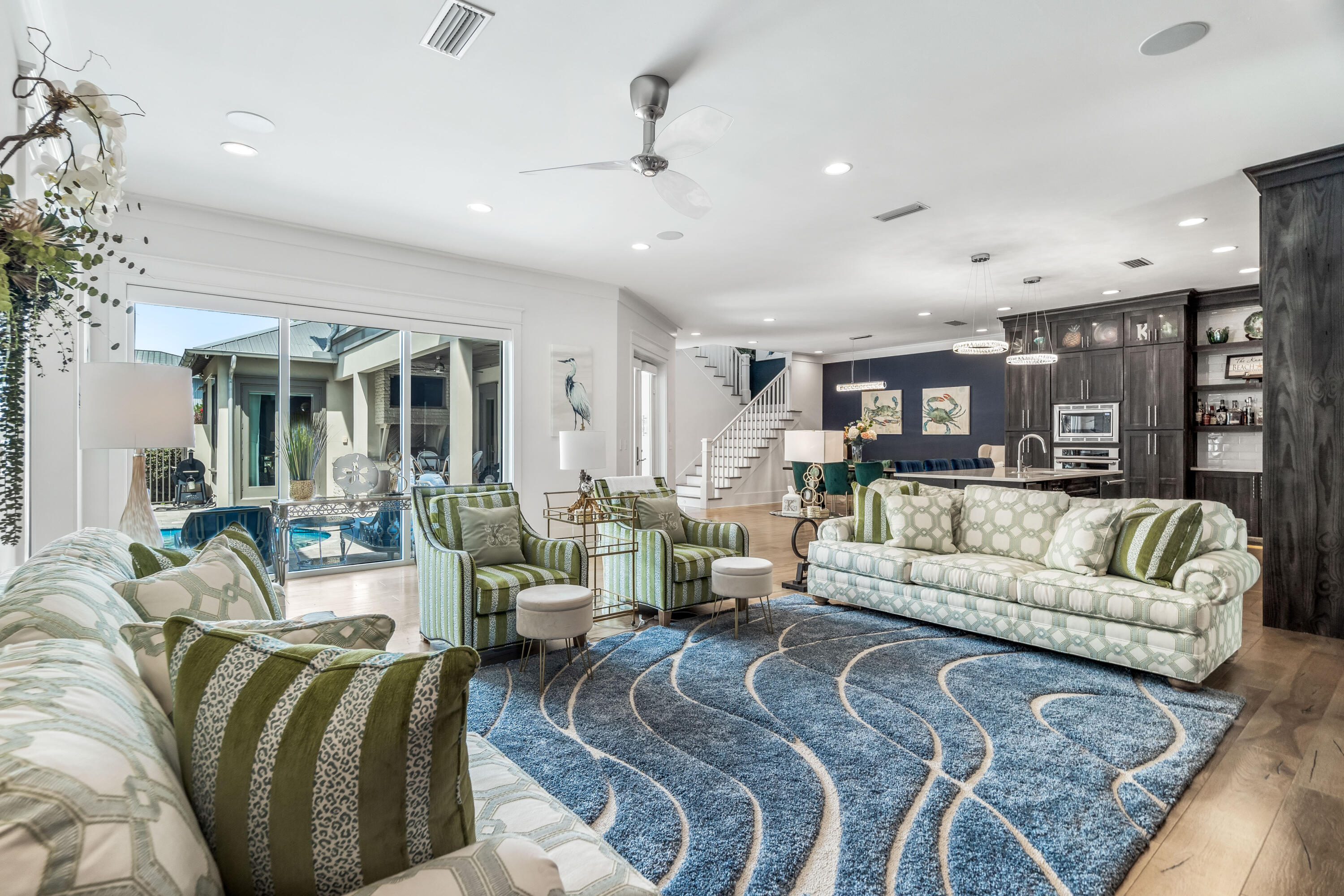EMERALD WATERS VILLAGE - Residential