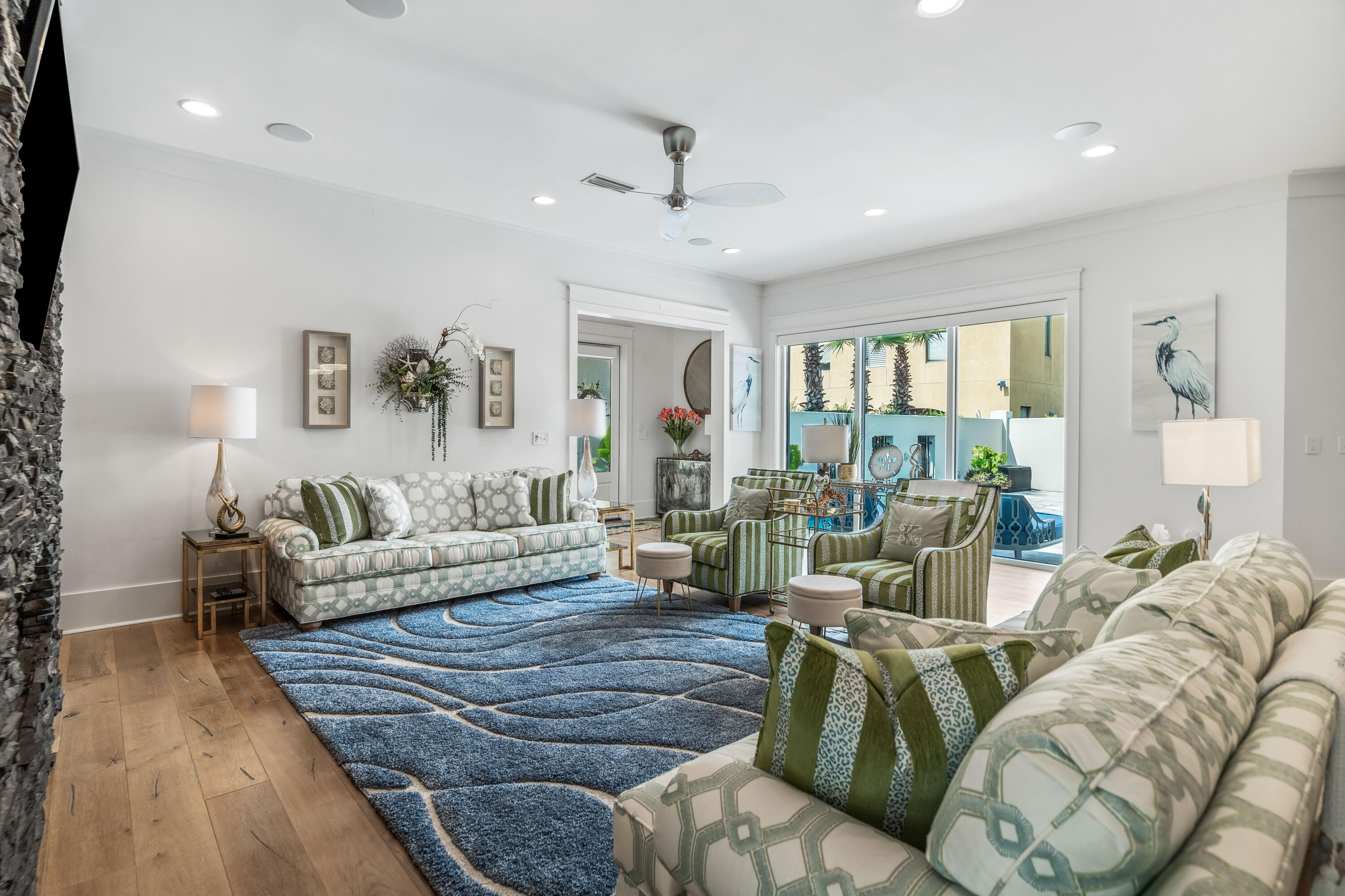 EMERALD WATERS VILLAGE - Residential