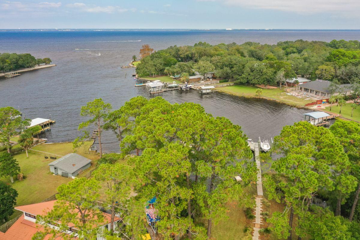 CALHOUN S/D TO DESTIN - Residential