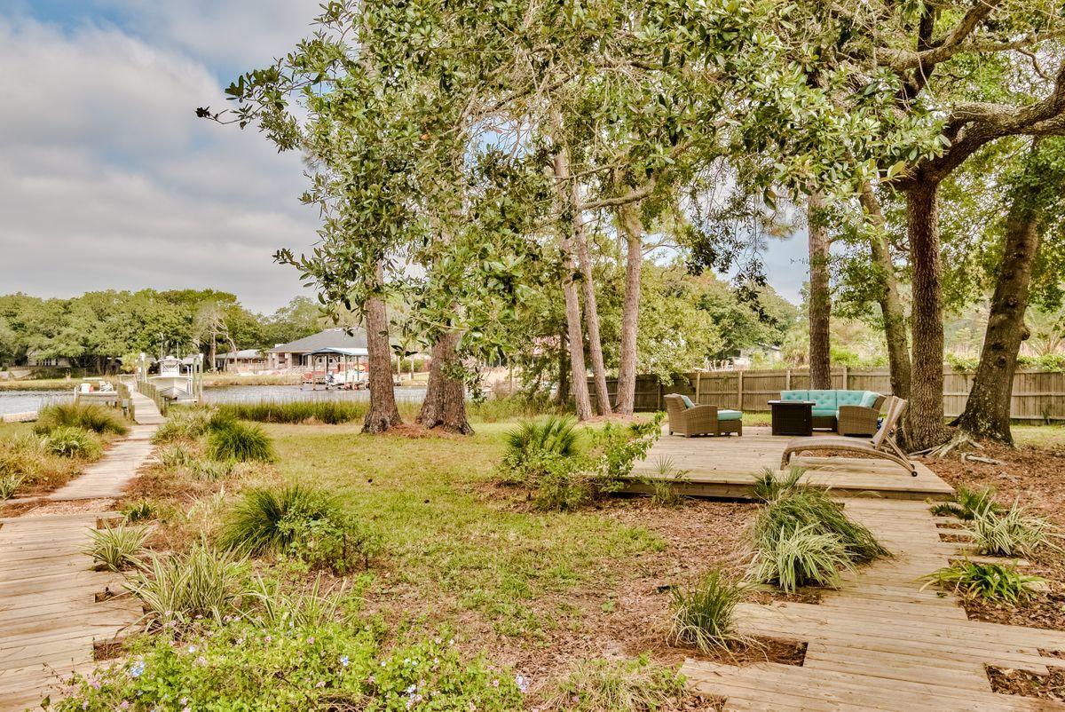 CALHOUN S/D TO DESTIN - Residential