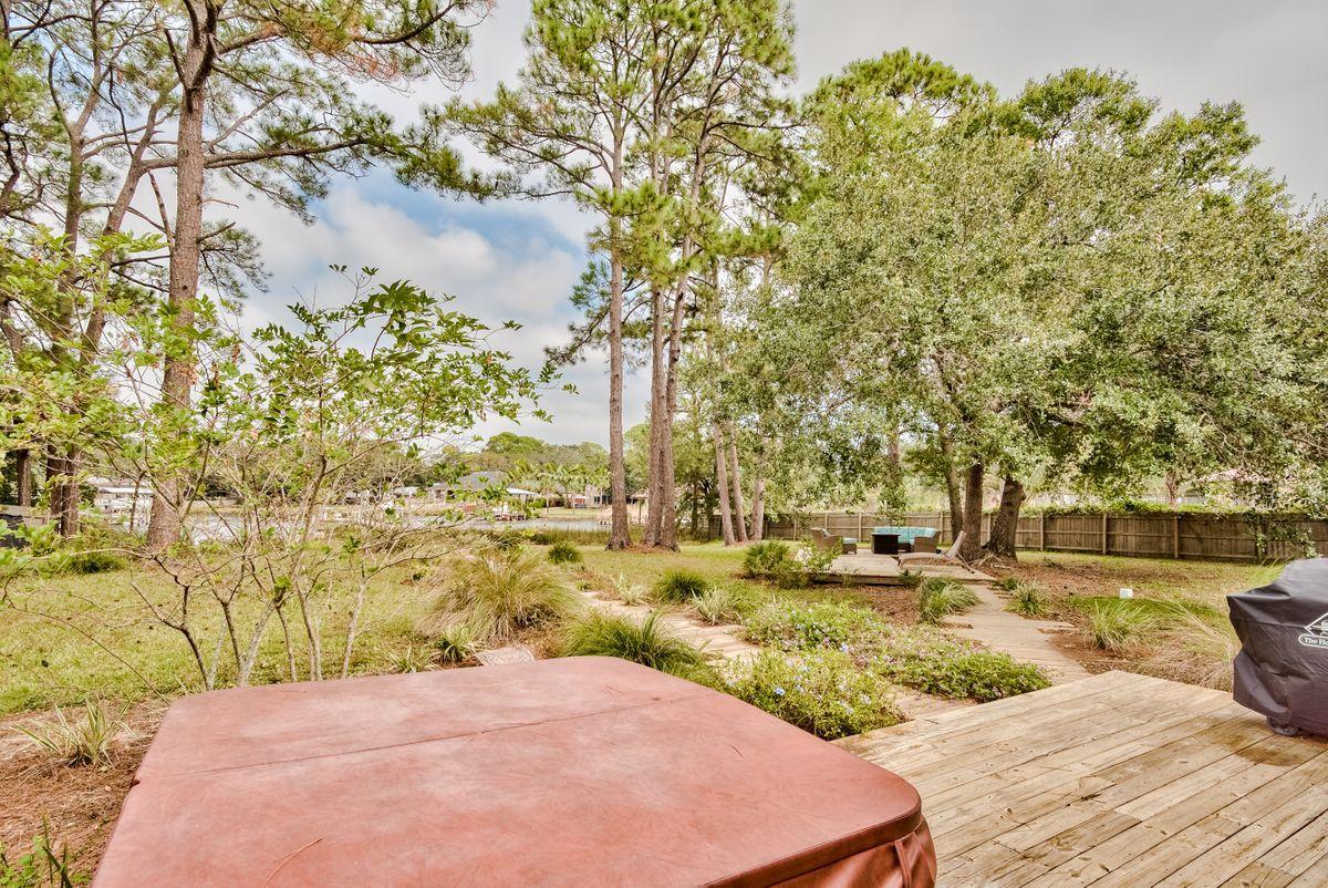 CALHOUN S/D TO DESTIN - Residential