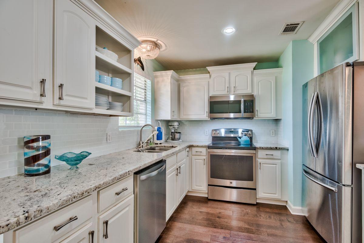 CALHOUN S/D TO DESTIN - Residential