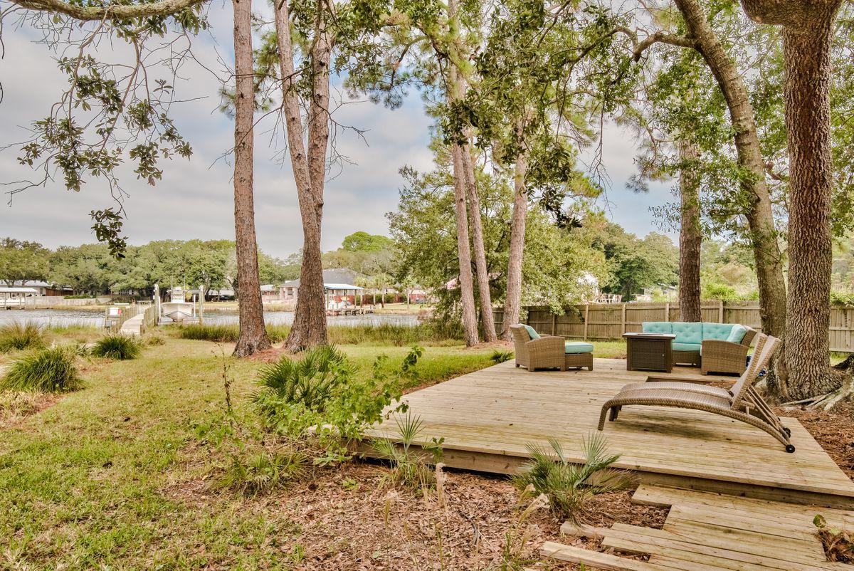 CALHOUN S/D TO DESTIN - Residential