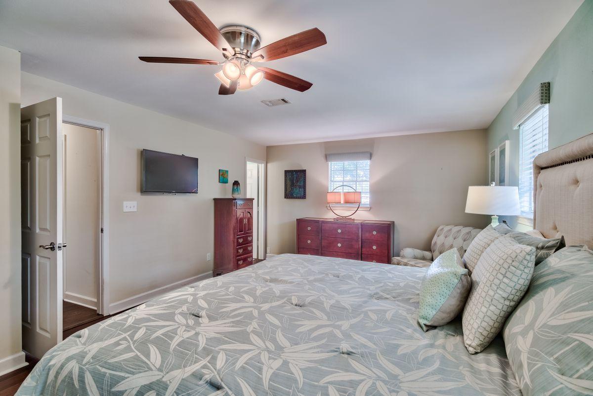 CALHOUN S/D TO DESTIN - Residential