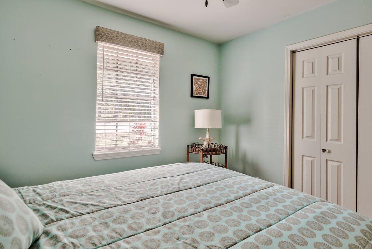 CALHOUN S/D TO DESTIN - Residential