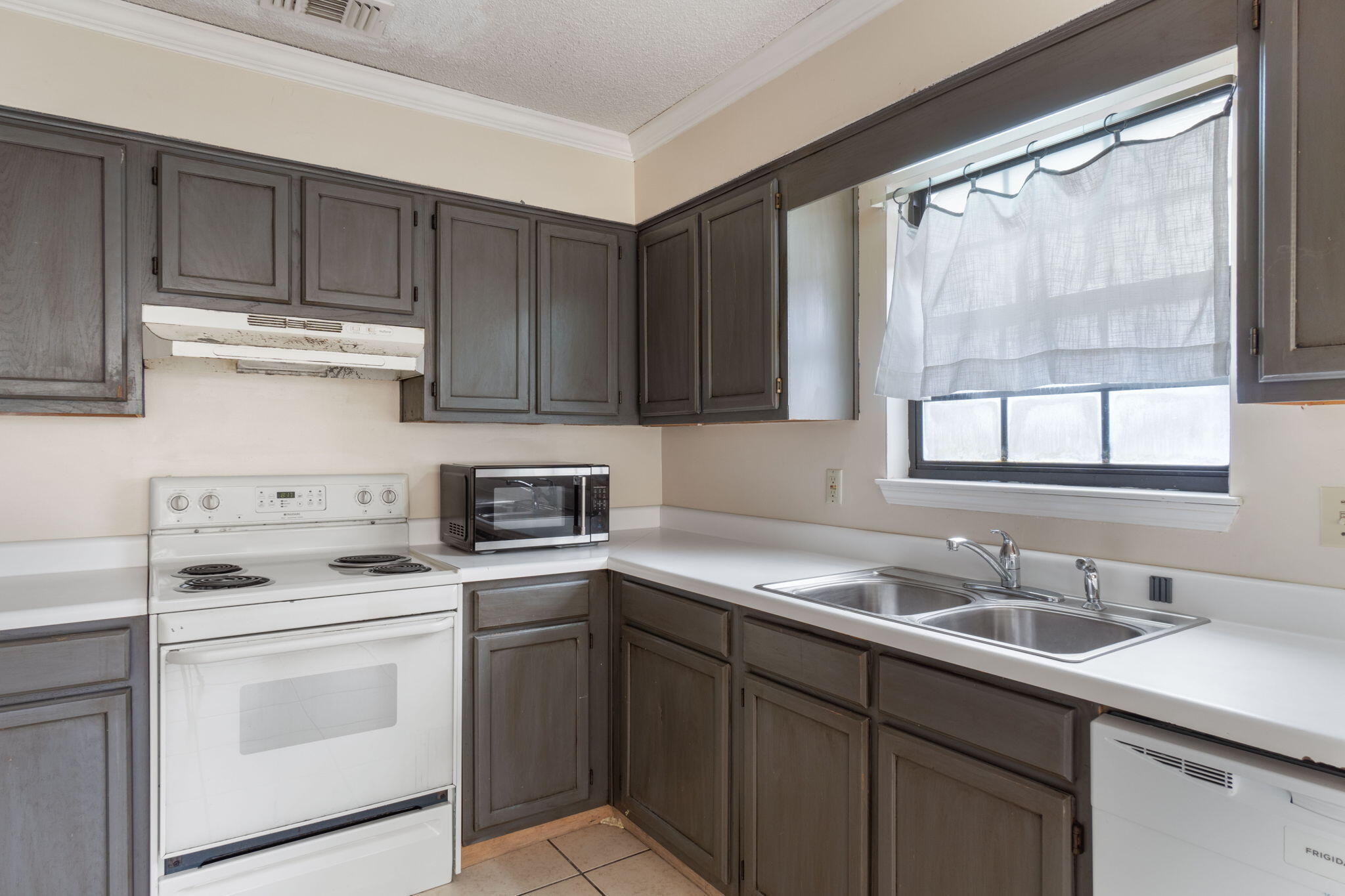 GLENOAKS S/D - Residential