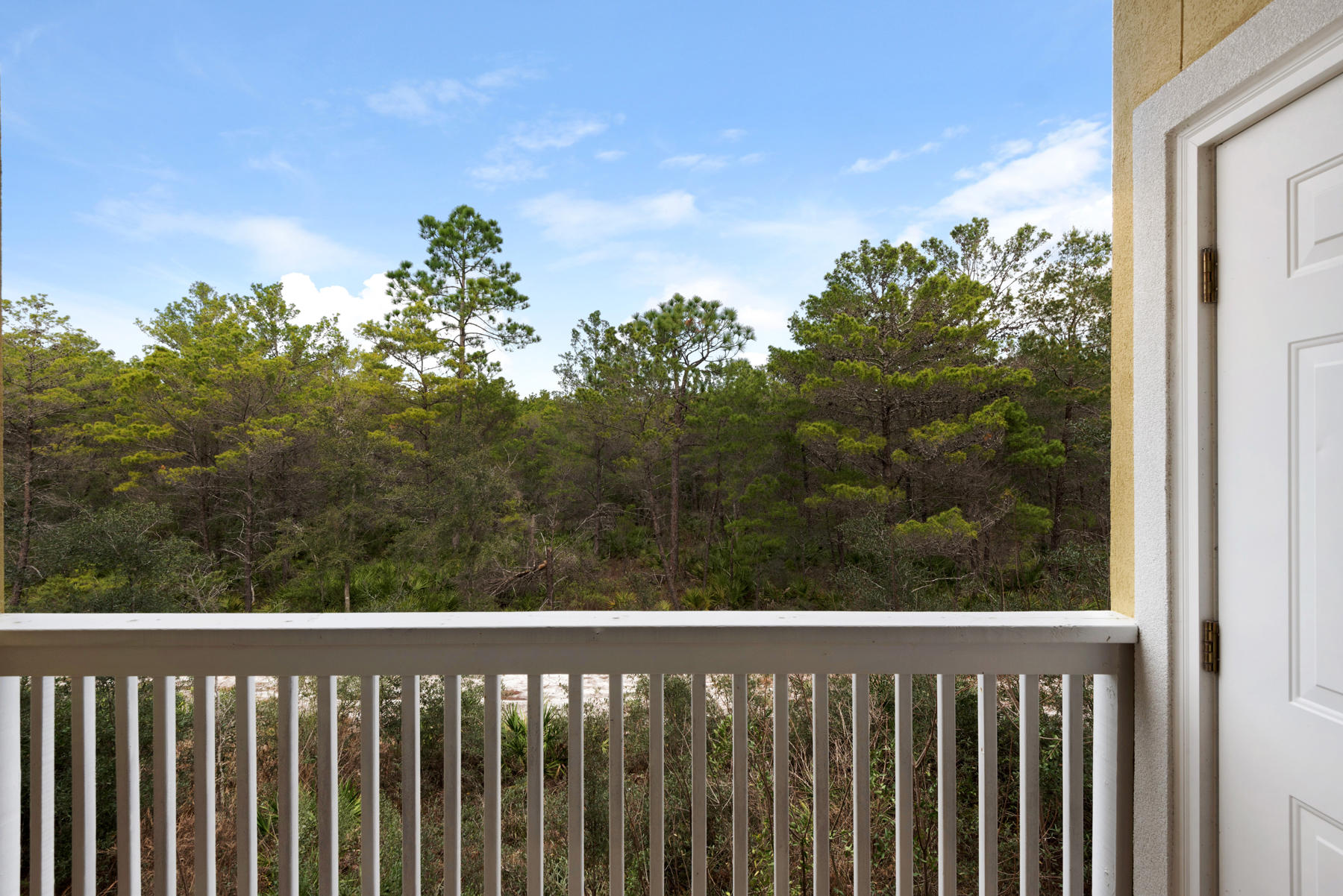 HERON'S WATCH CONDO PH 7 - Residential