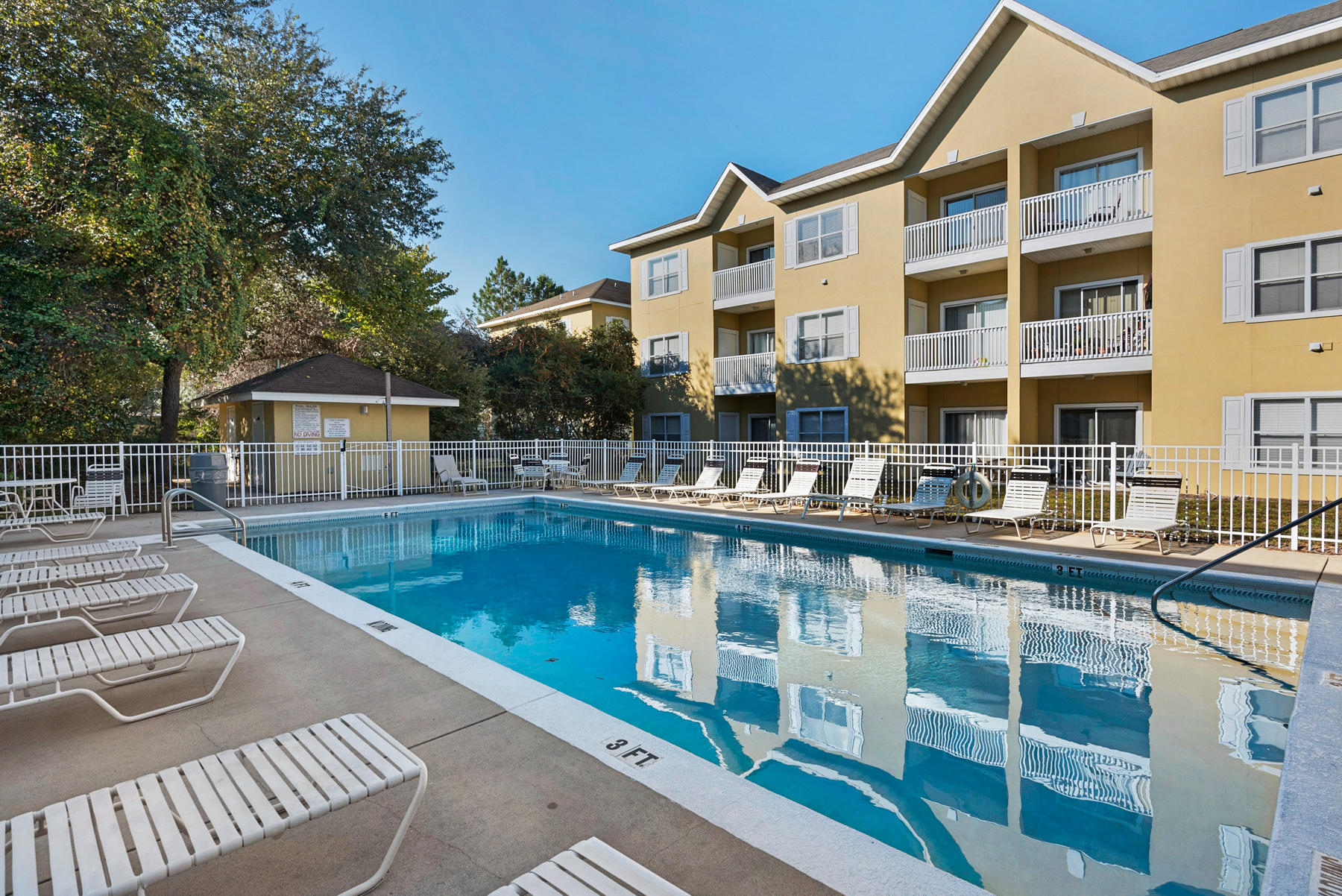 HERON'S WATCH CONDO PH 7 - Residential