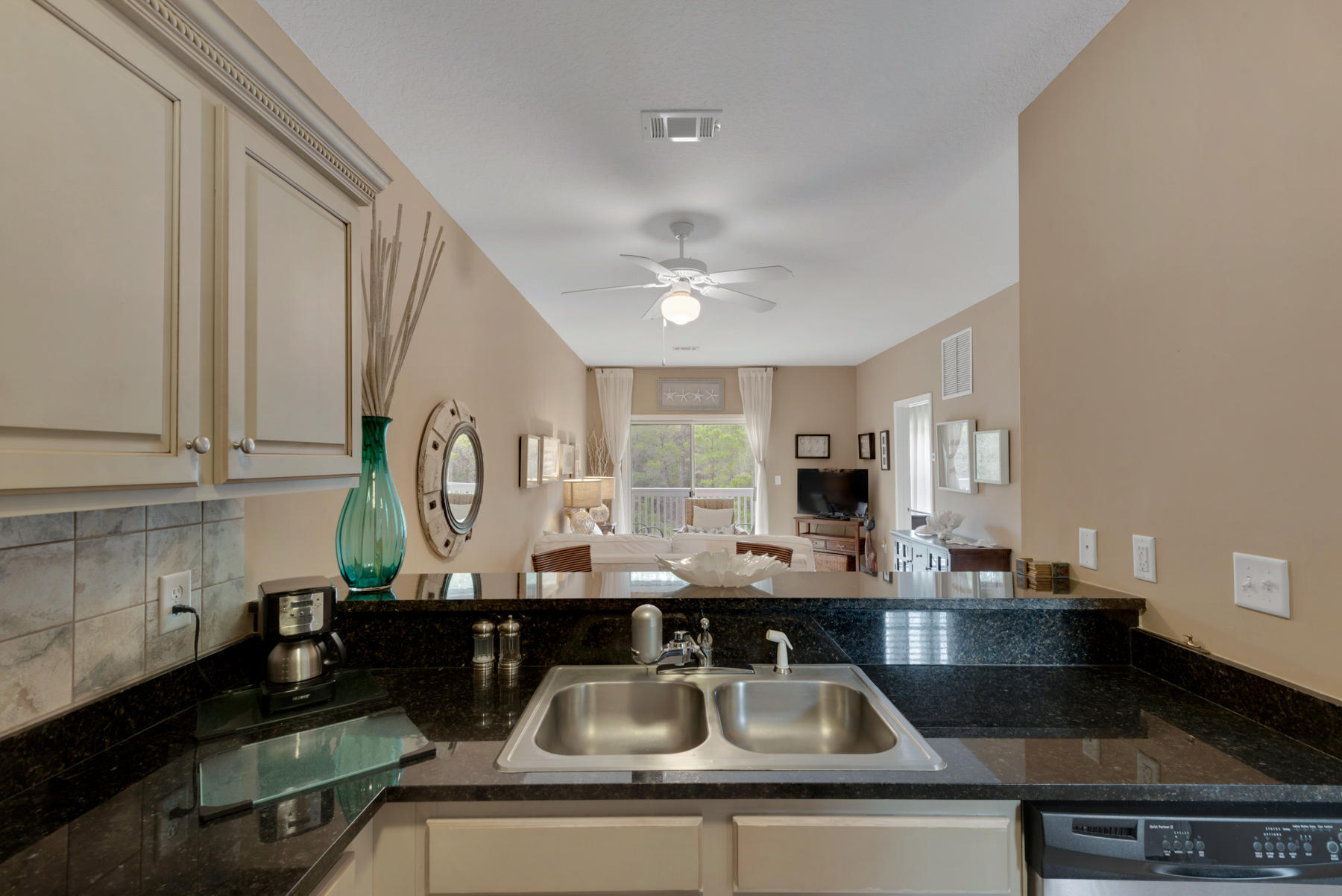 HERON'S WATCH CONDO PH 7 - Residential