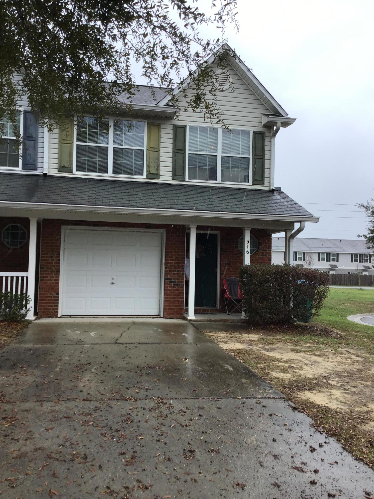 ROLLING PINES - Residential