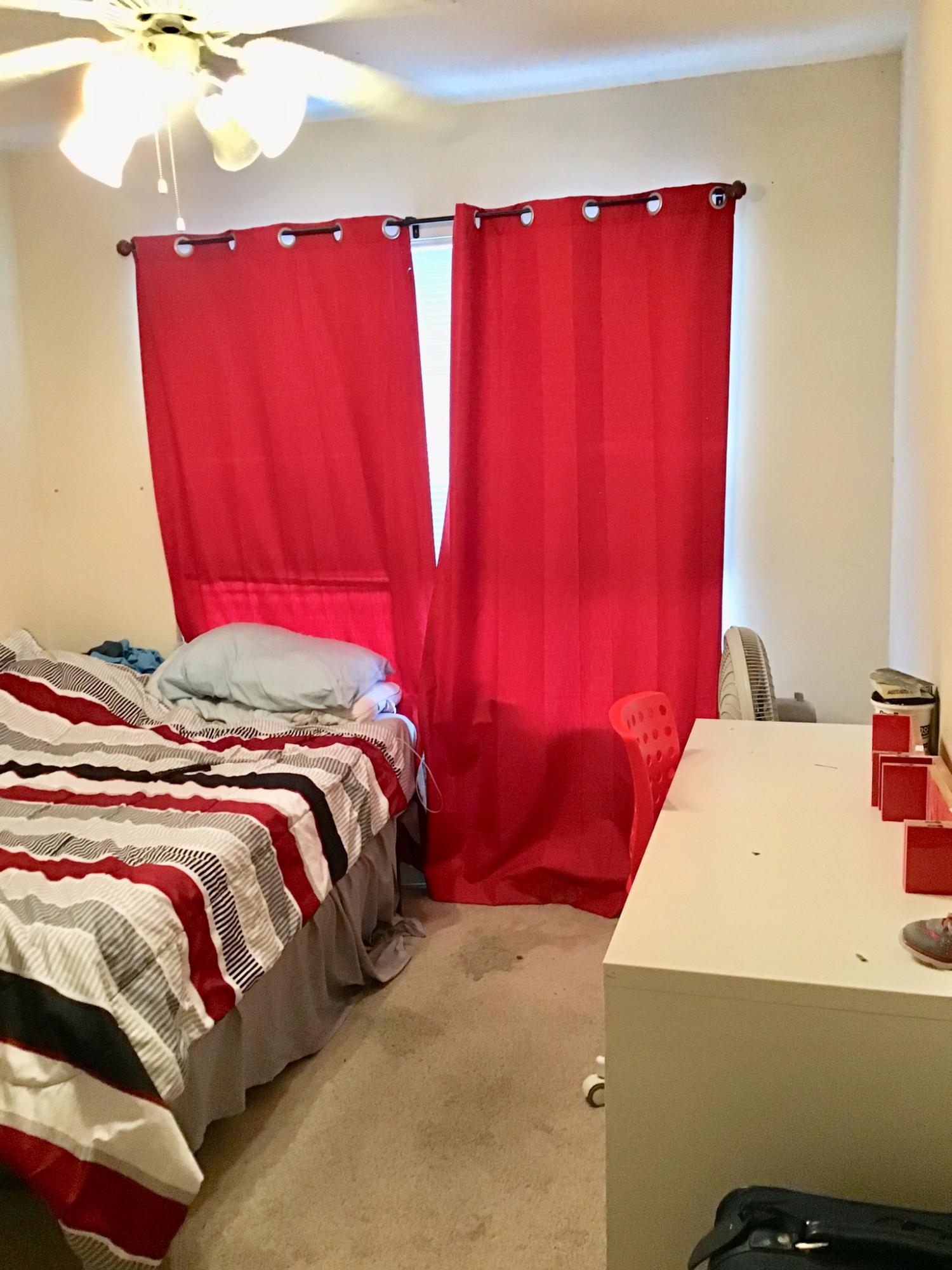 ROLLING PINES - Residential