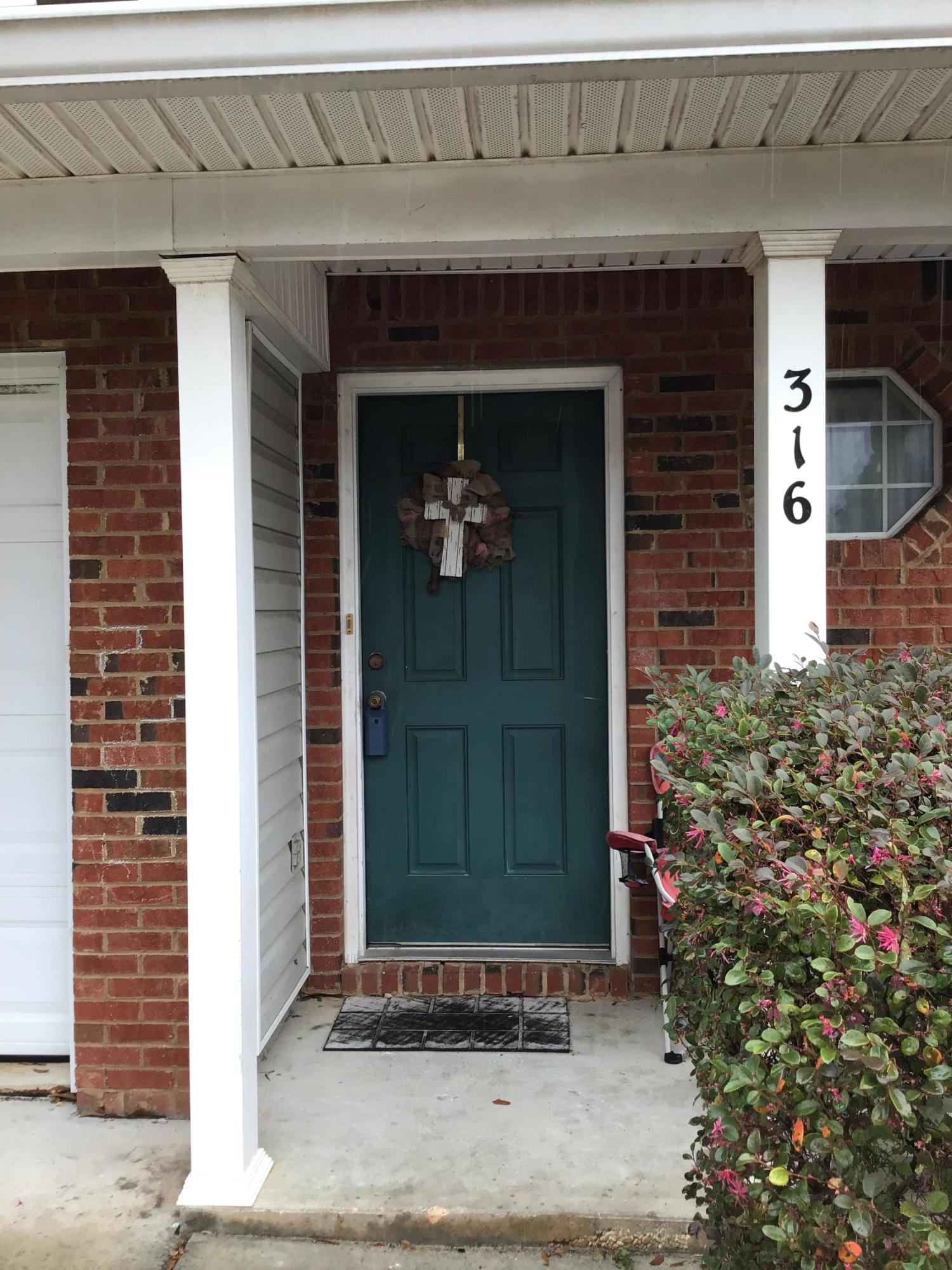 ROLLING PINES - Residential