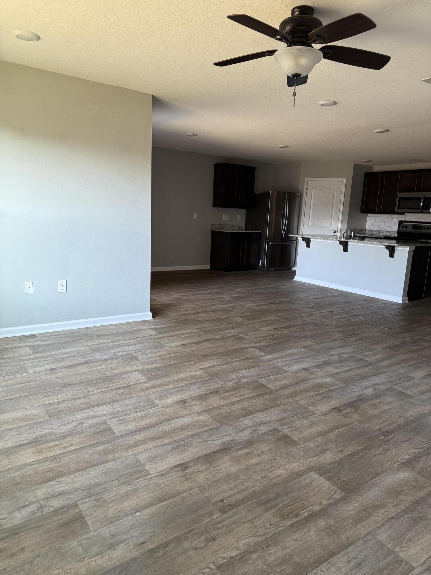 Redstone Commons - Residential Lease