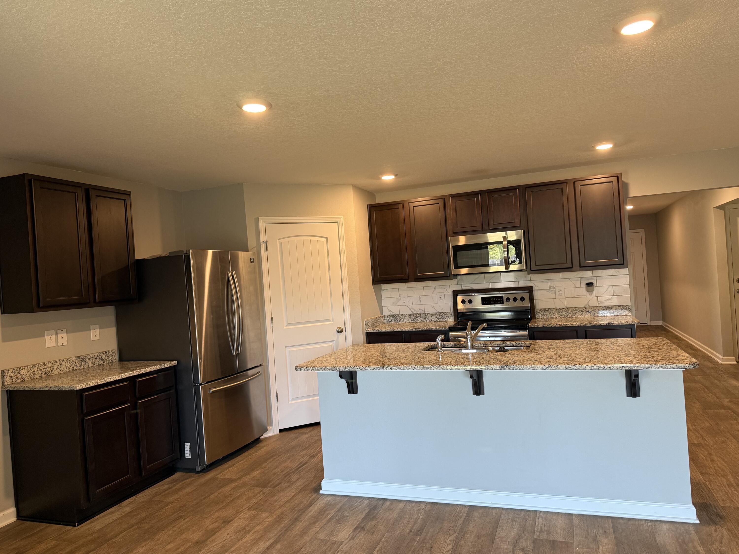 Redstone Commons - Residential Lease
