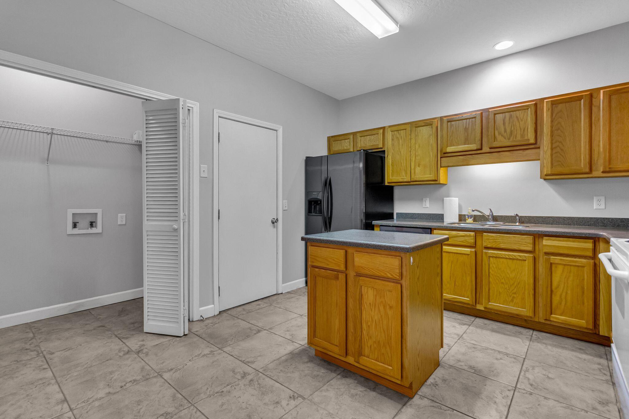 WALTON PARK - Residential