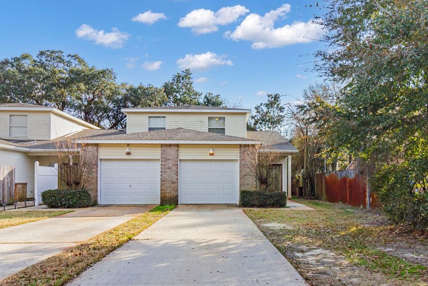 3 bed/2 bath end unit townhome located across from the Fort Walton Beach Municipal Golf Course.  Open floorplan with a main level Master Suite.  Upstairs you will find two additional bedrooms and another full bath. A large, fully fenced back yard with a covered porch.  A new roof was installed in 2022.  Convenient to schools, shopping, restaurants and more.  Would make a great first time purchase or investment property.