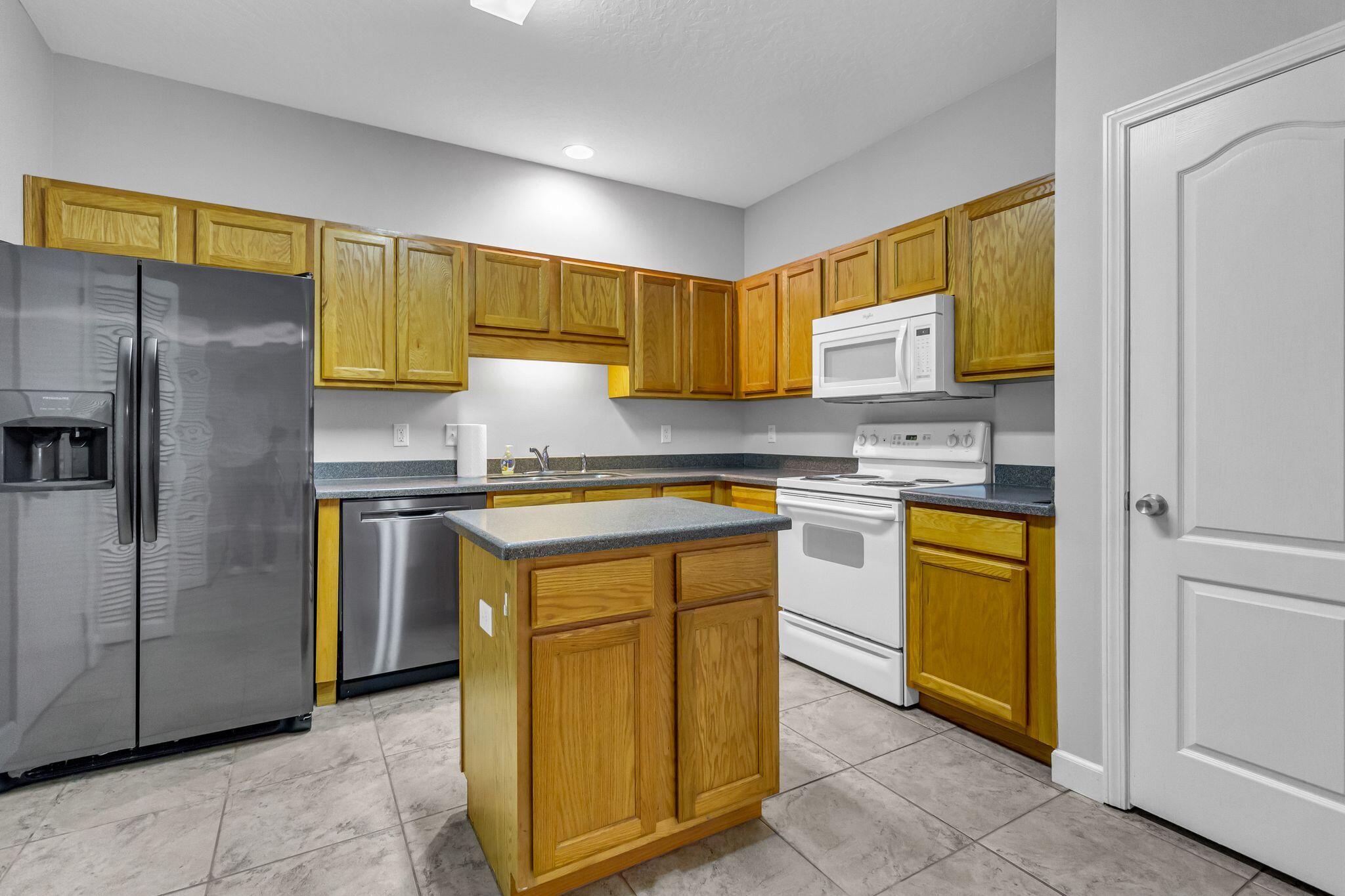 WALTON PARK - Residential
