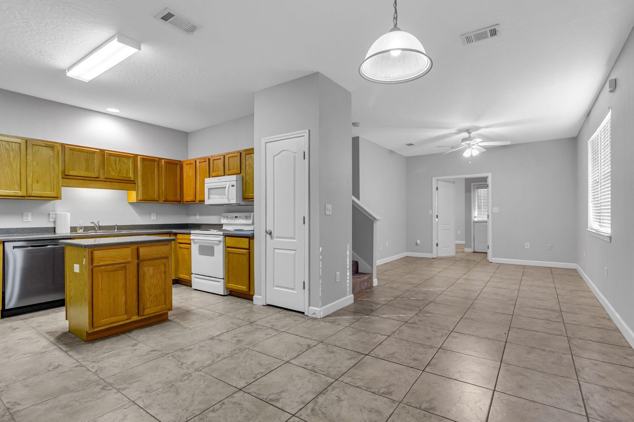 WALTON PARK - Residential