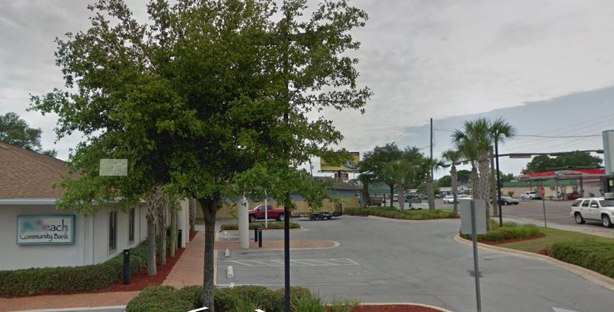 5200 SF Bank Branch on Racetrack Road, sits on 1.29 acres