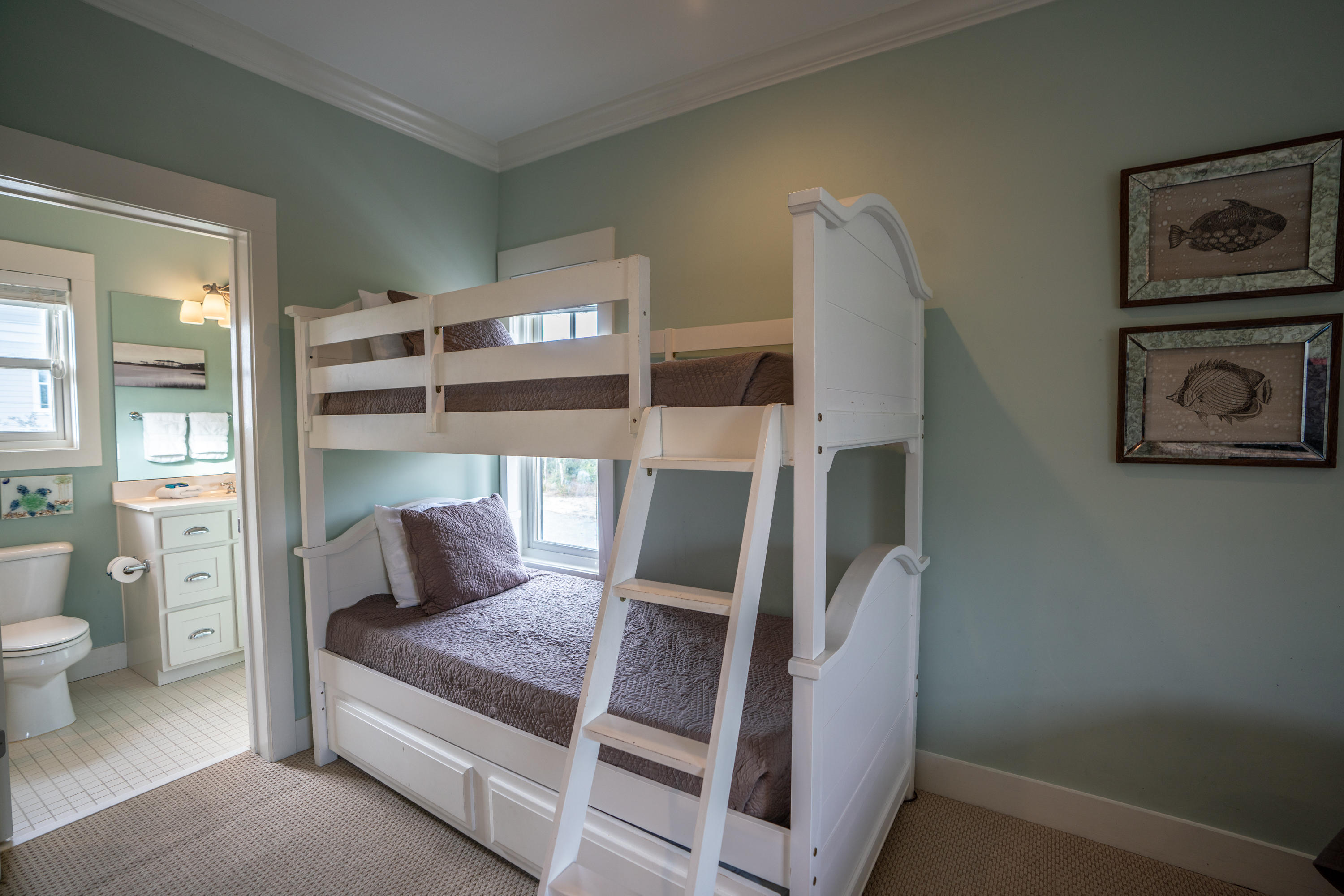 EASTERN LAKE S/D - Residential