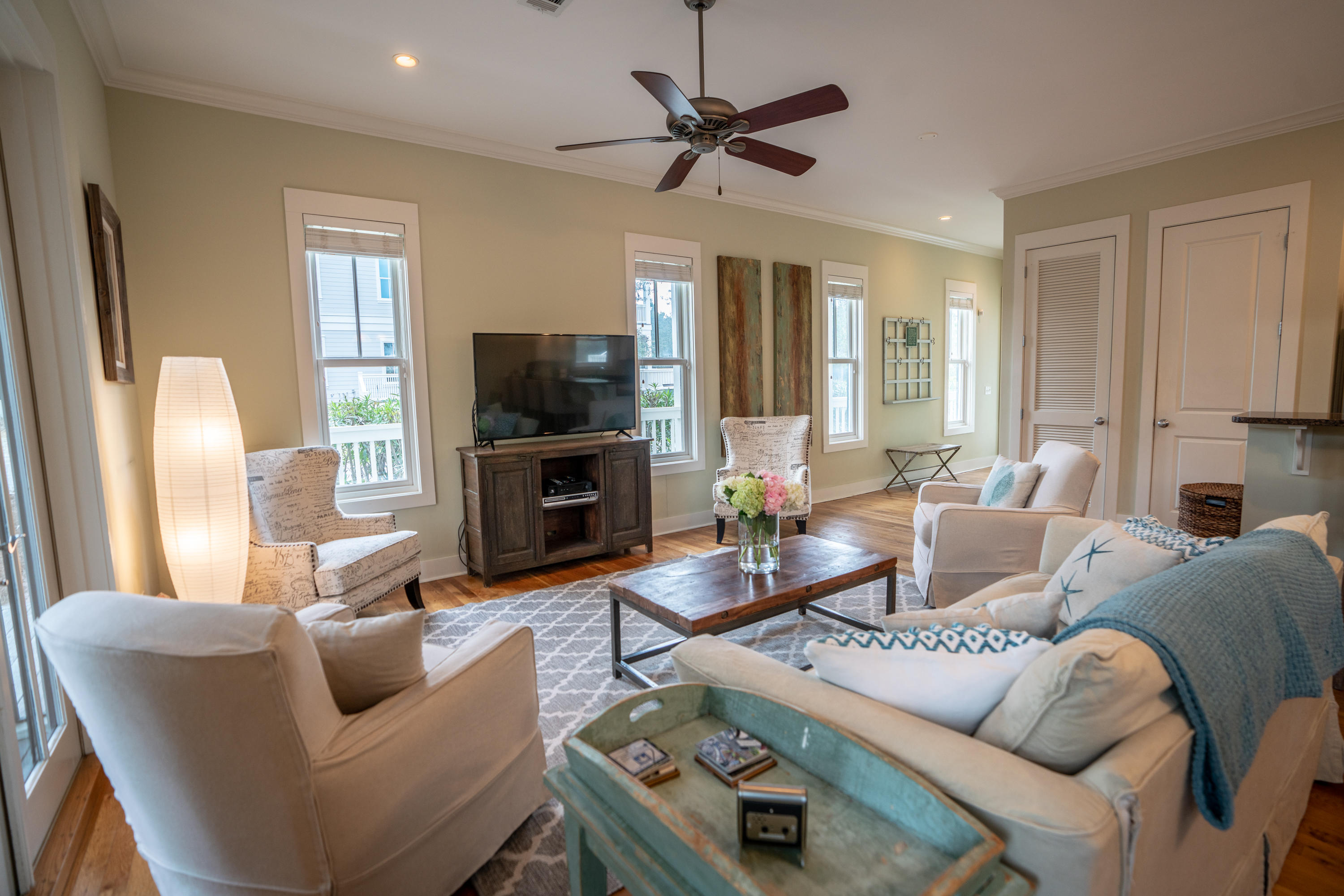 EASTERN LAKE S/D - Residential