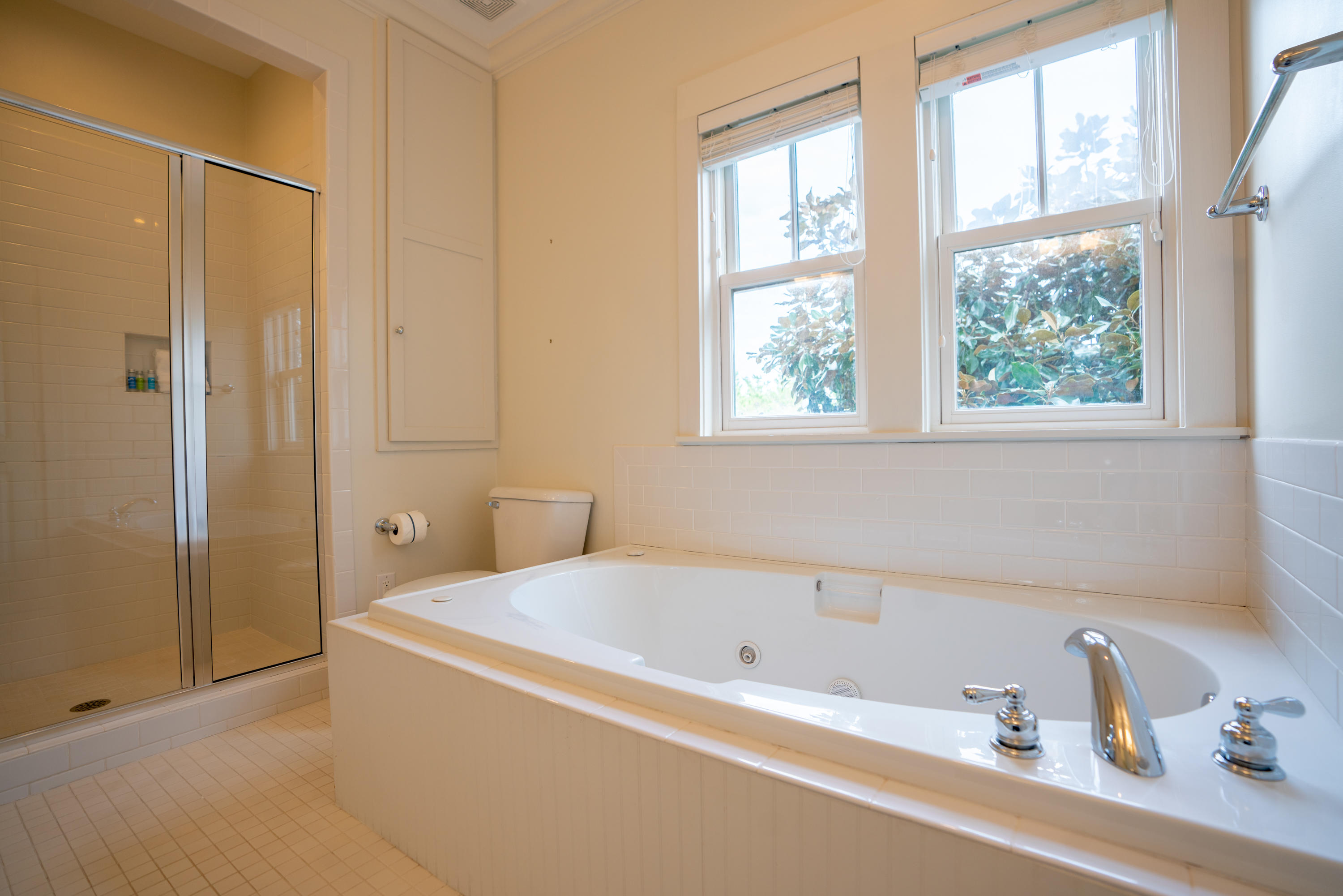 EASTERN LAKE S/D - Residential