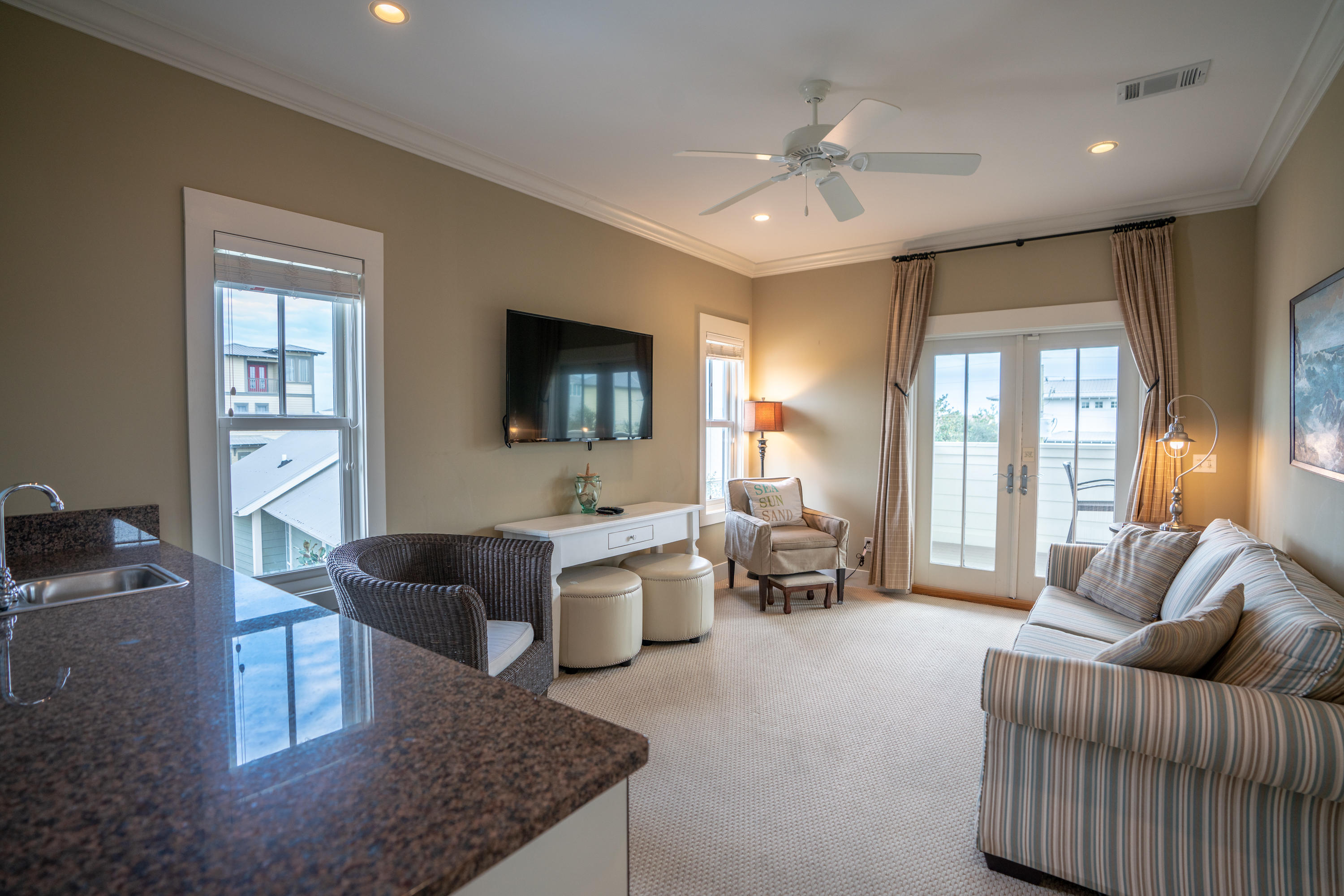 EASTERN LAKE S/D - Residential