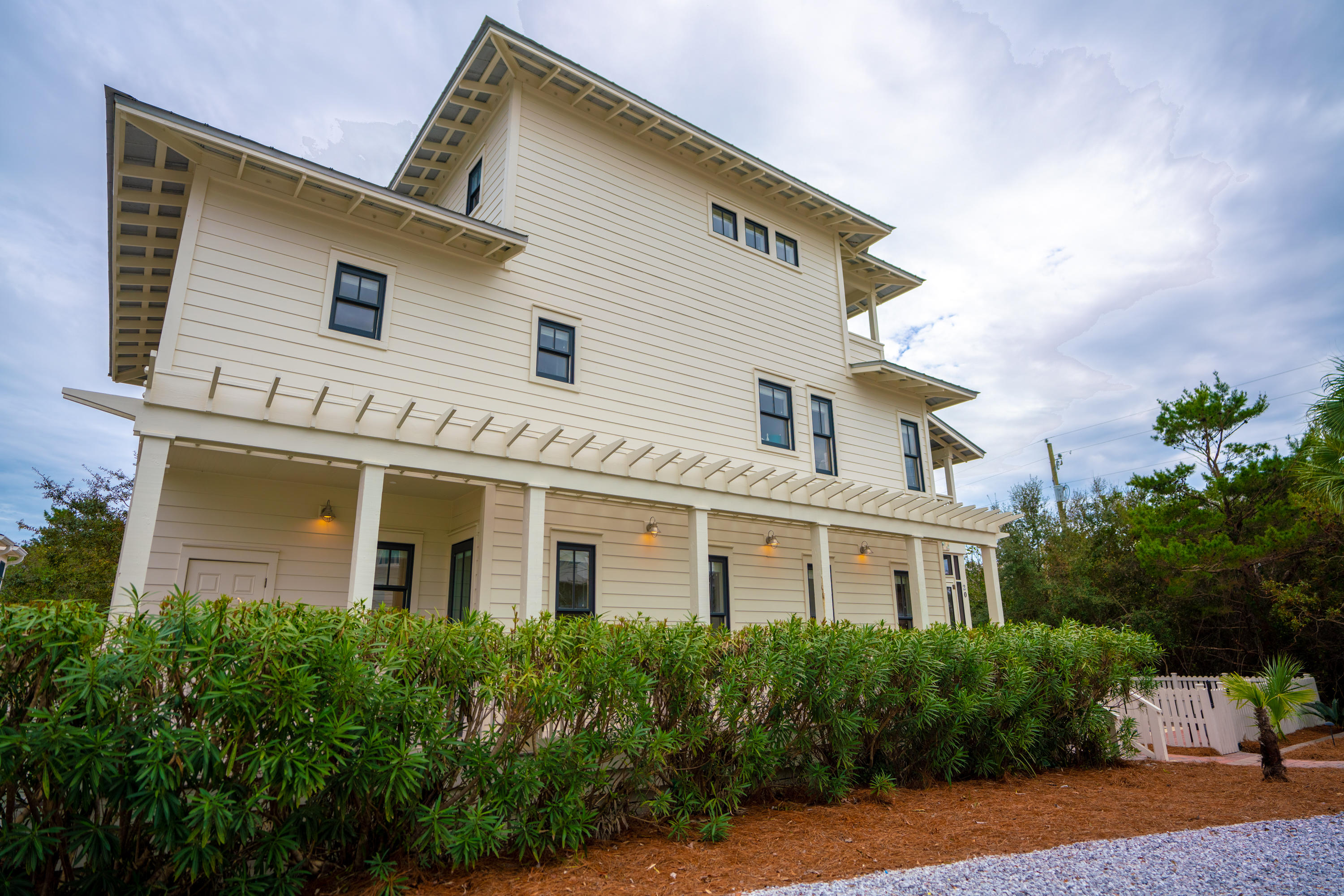 EASTERN LAKE S/D - Residential