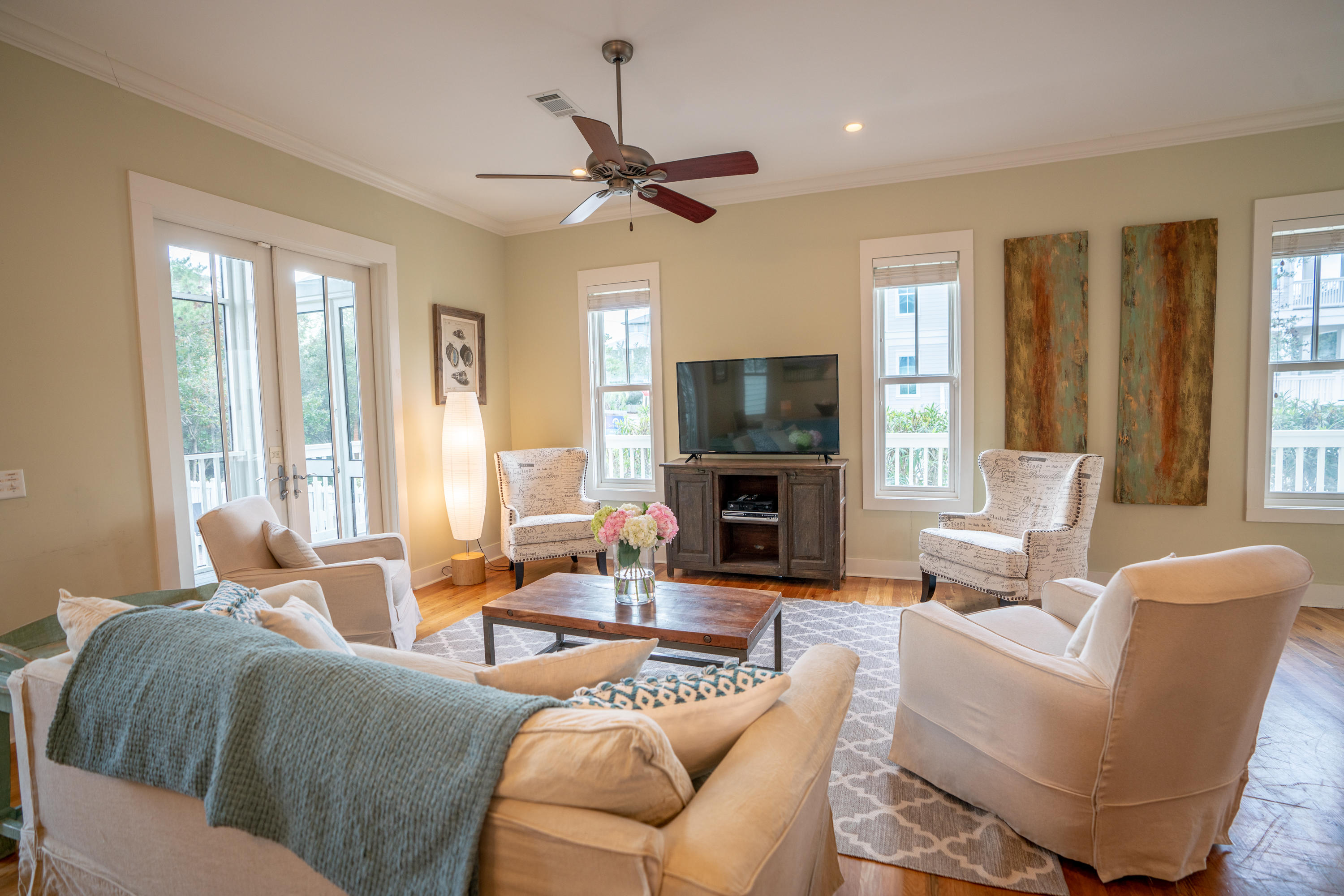 EASTERN LAKE S/D - Residential