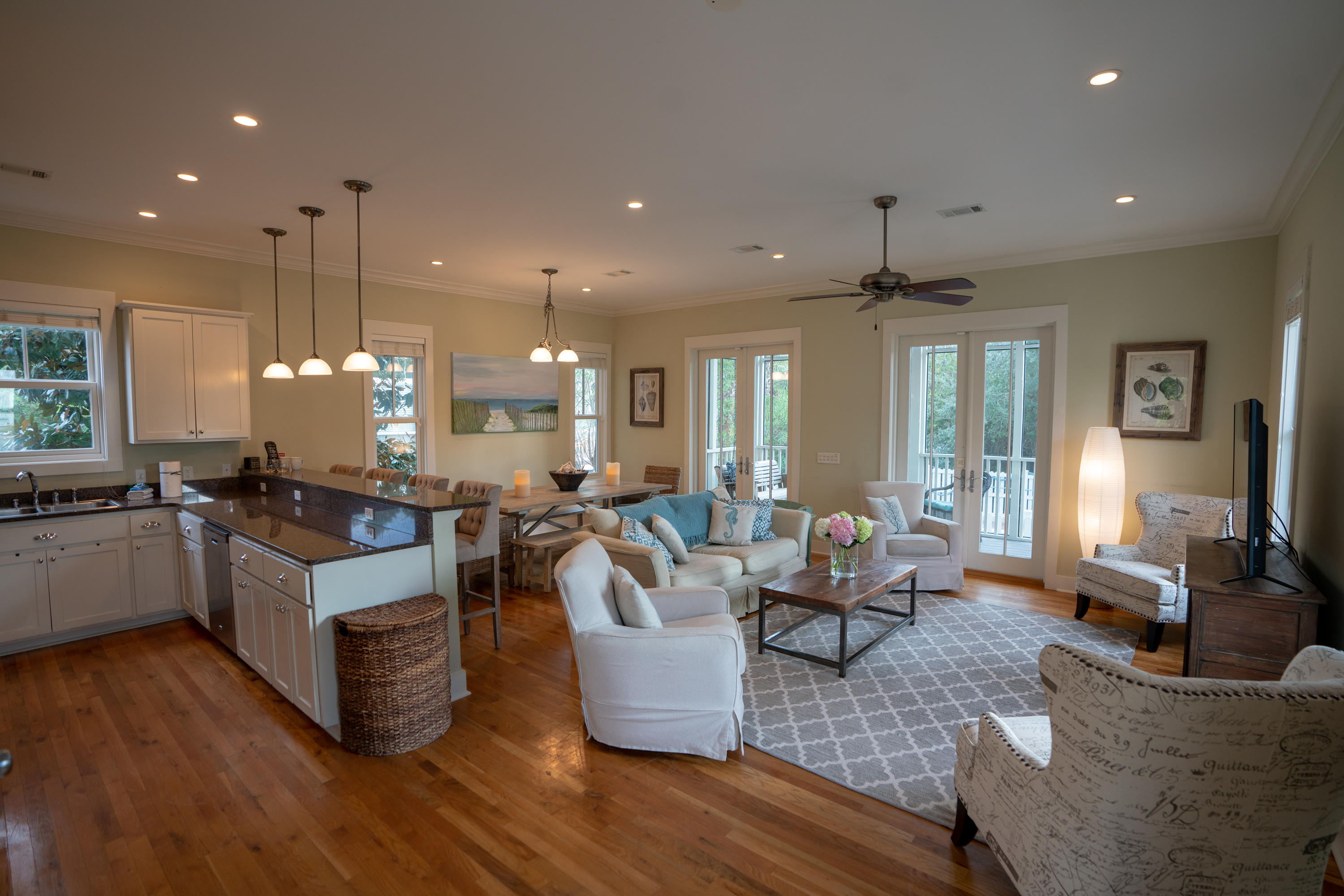 EASTERN LAKE S/D - Residential