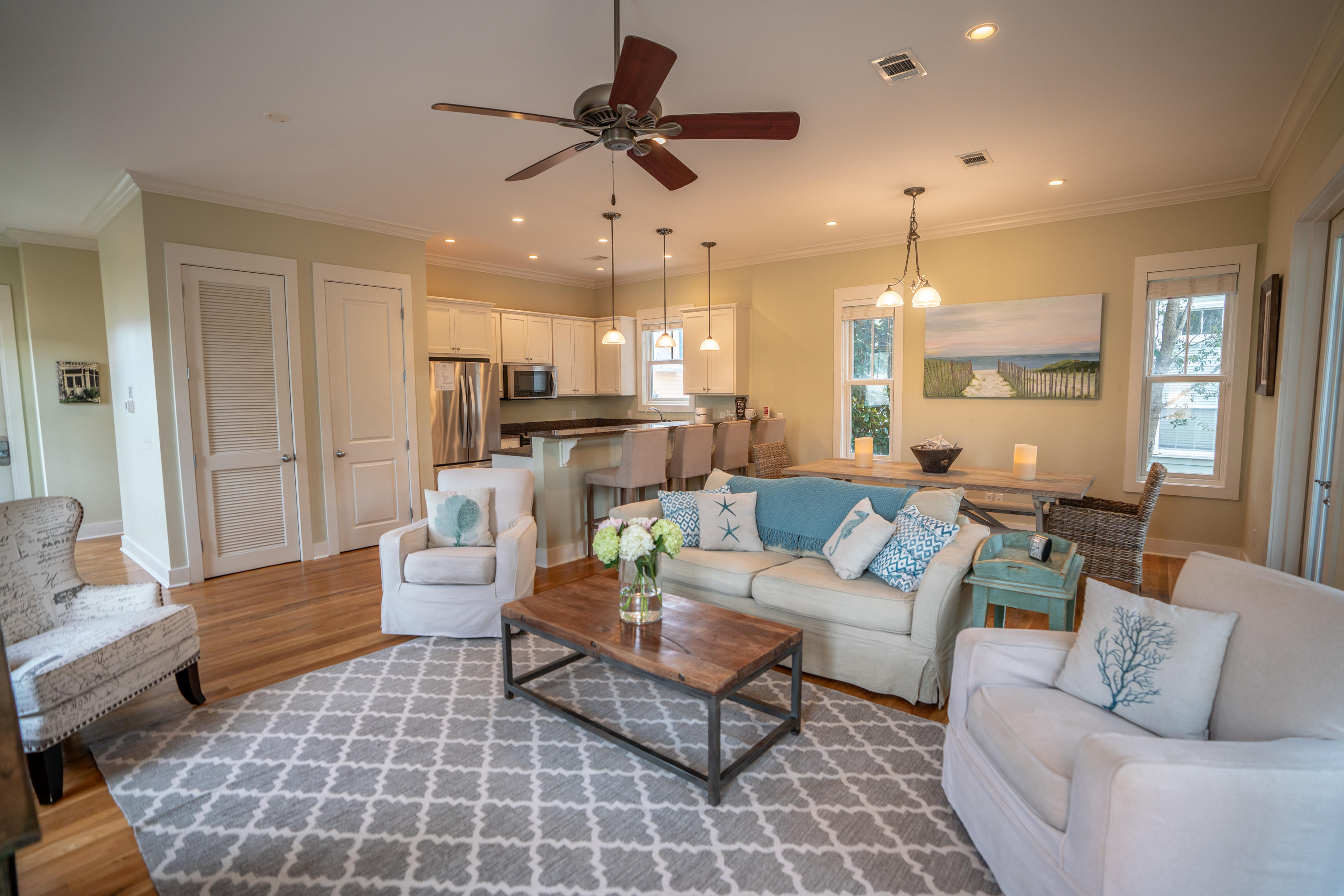 EASTERN LAKE S/D - Residential