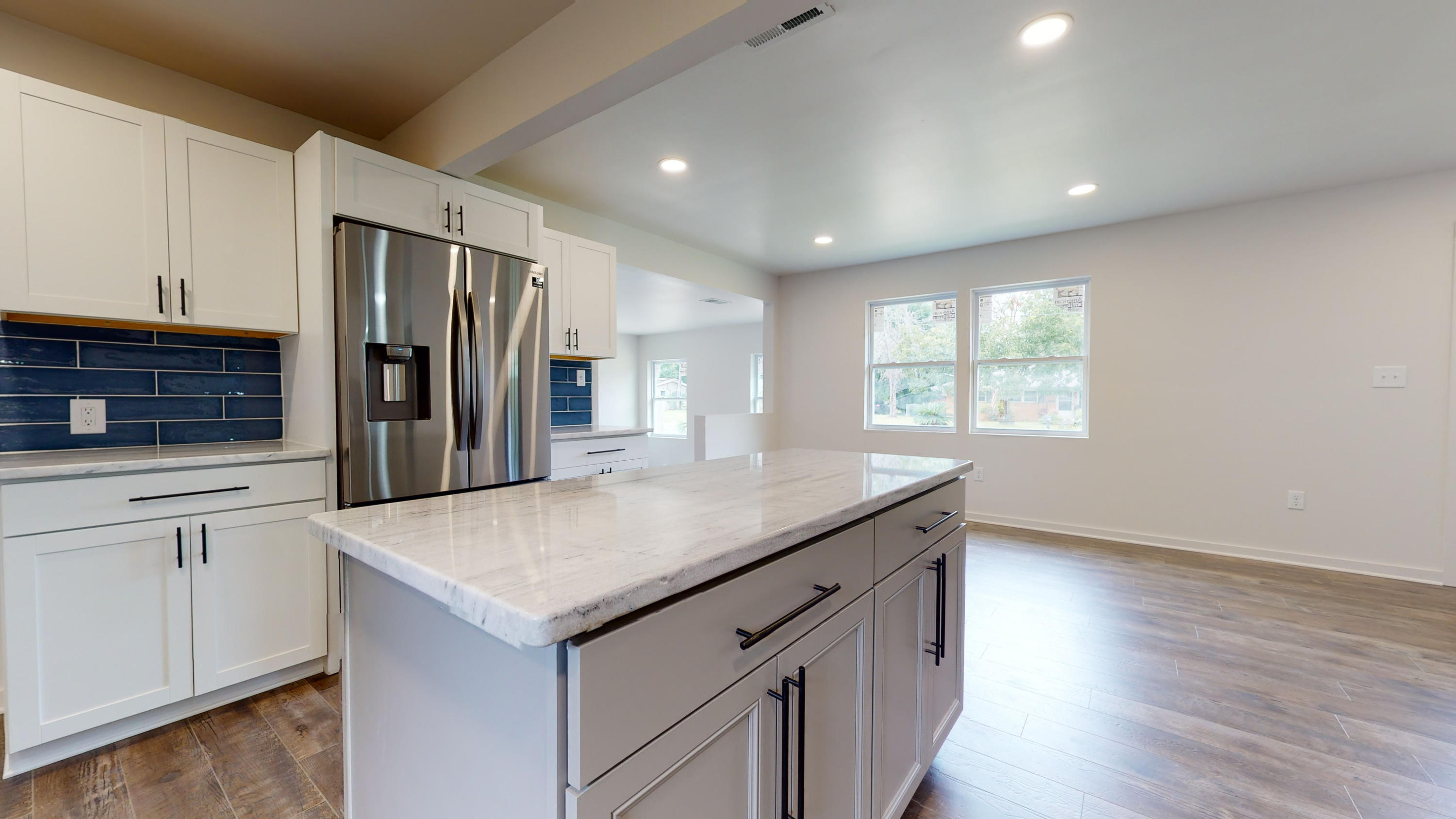 BEL AIR - Residential