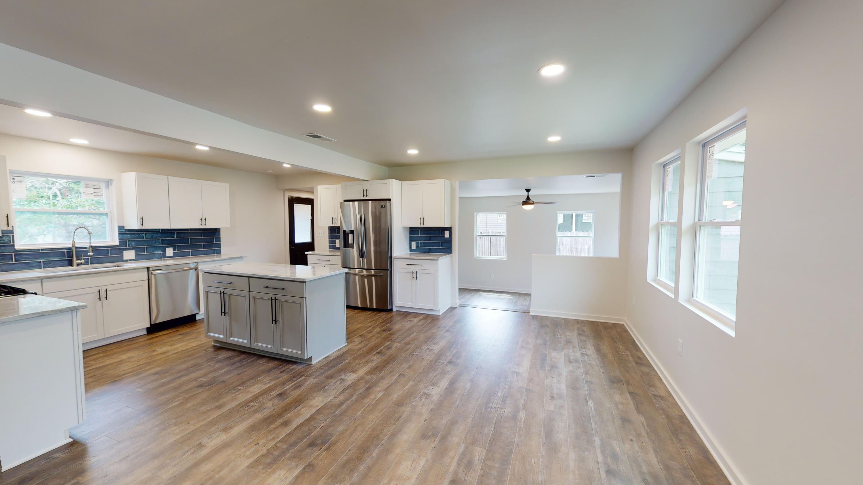 BEL AIR - Residential