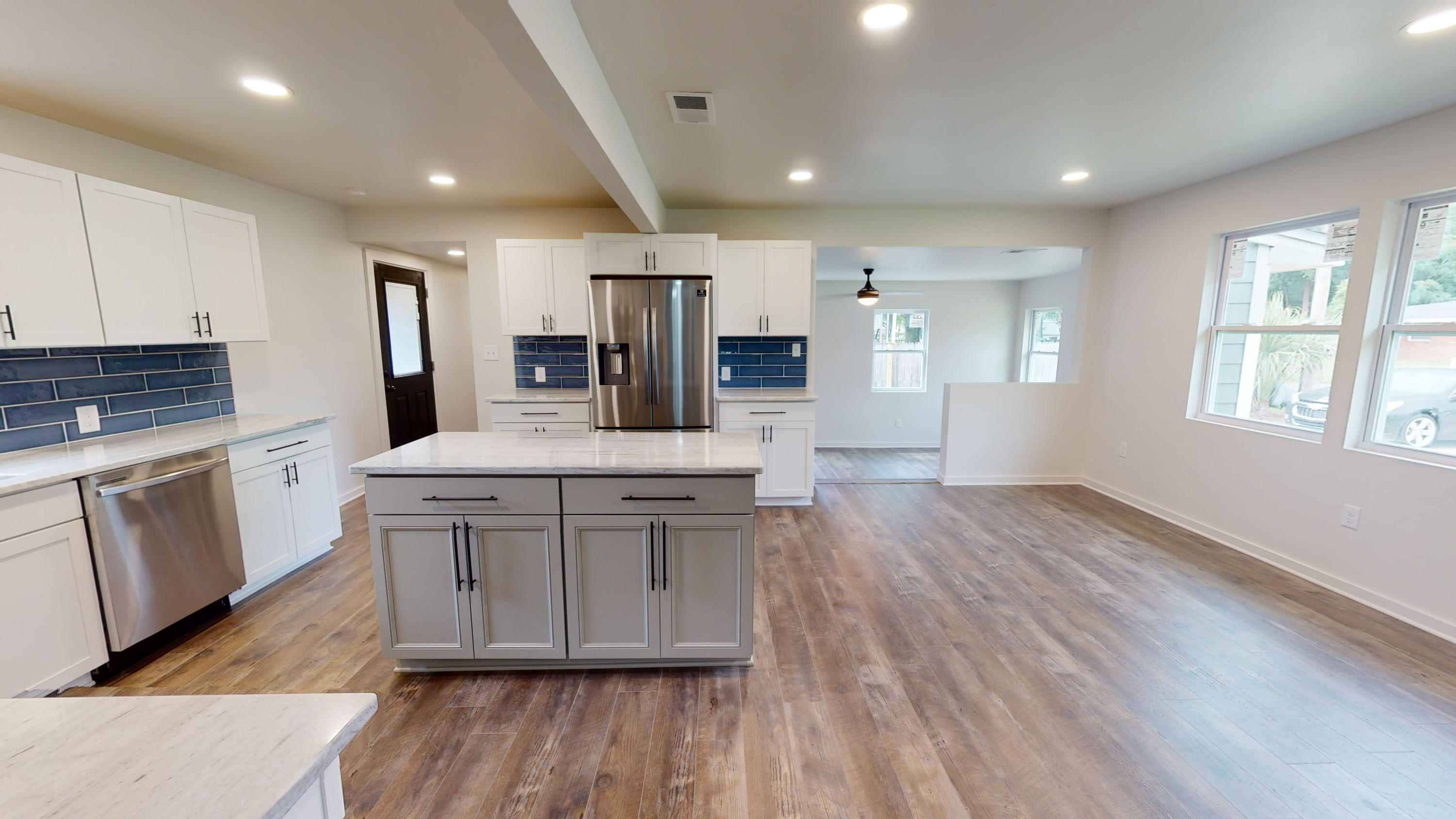 BEL AIR - Residential