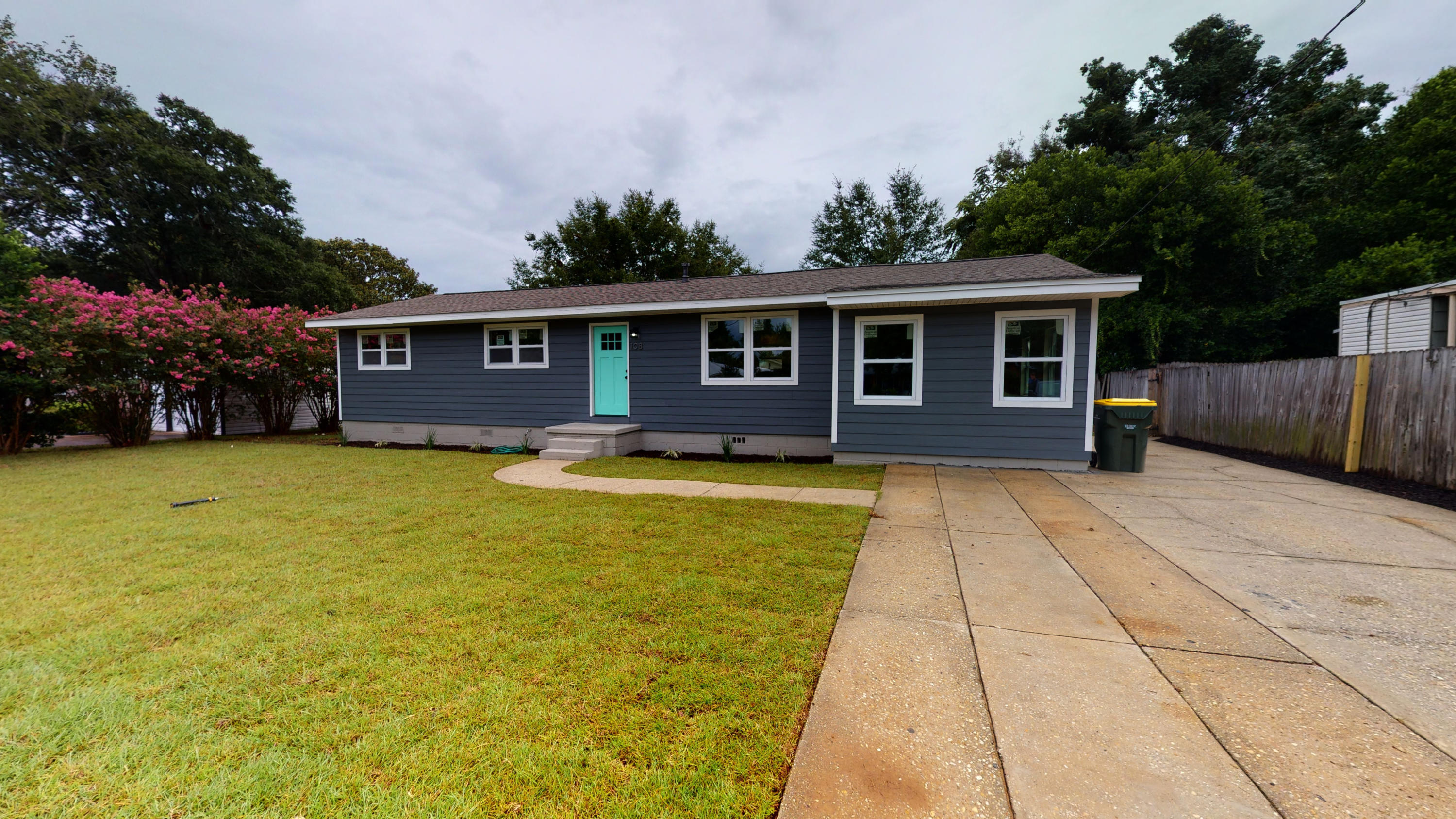 BEL AIR - Residential