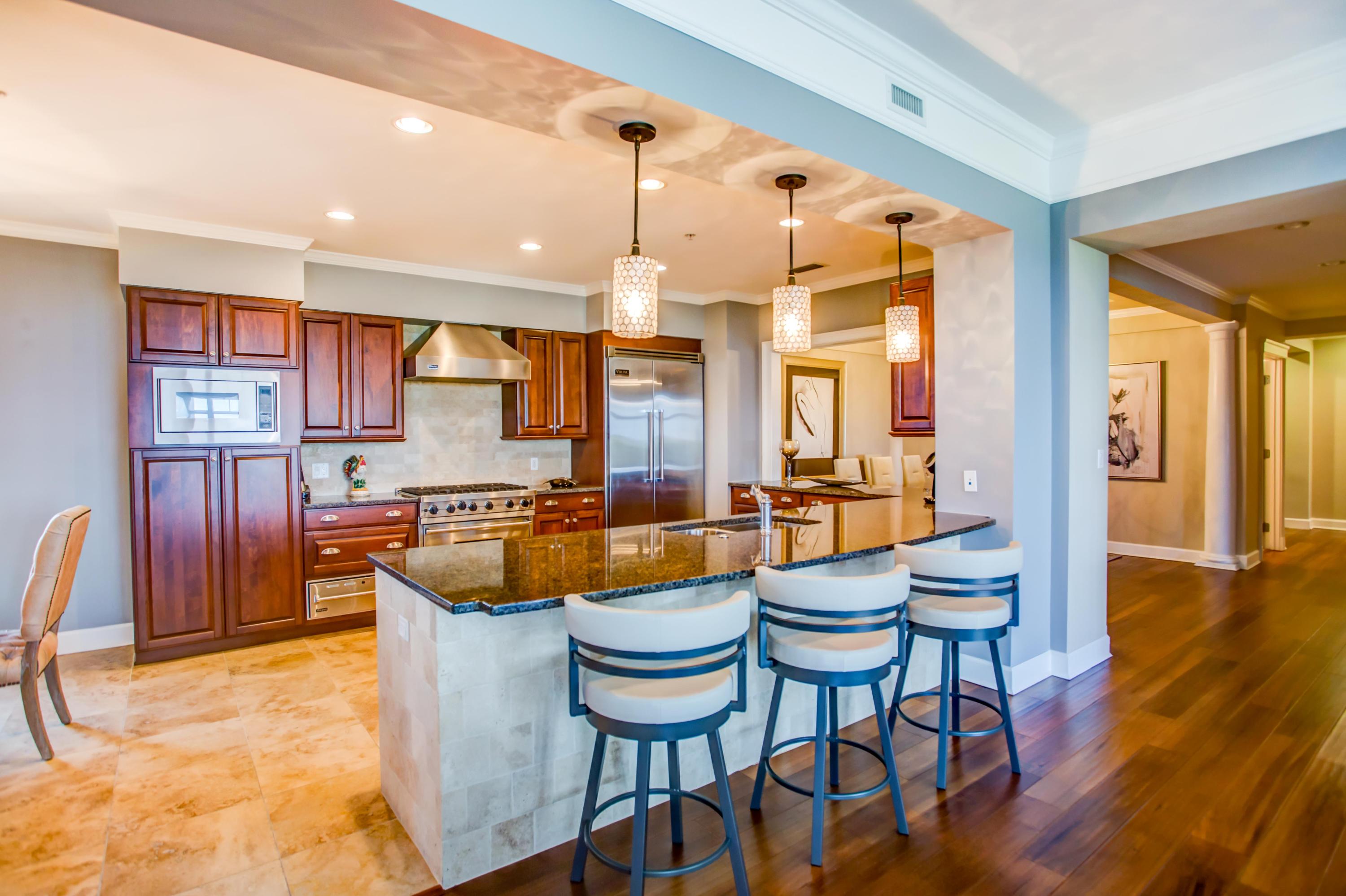 ONE WATER PLACE - Residential