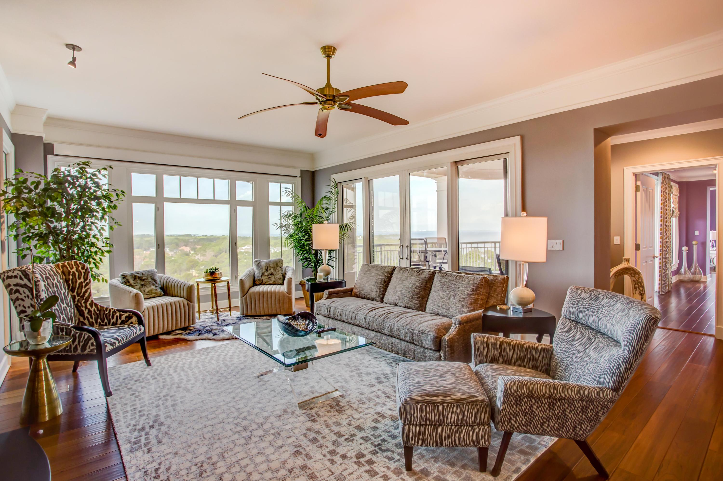 ONE WATER PLACE - Residential