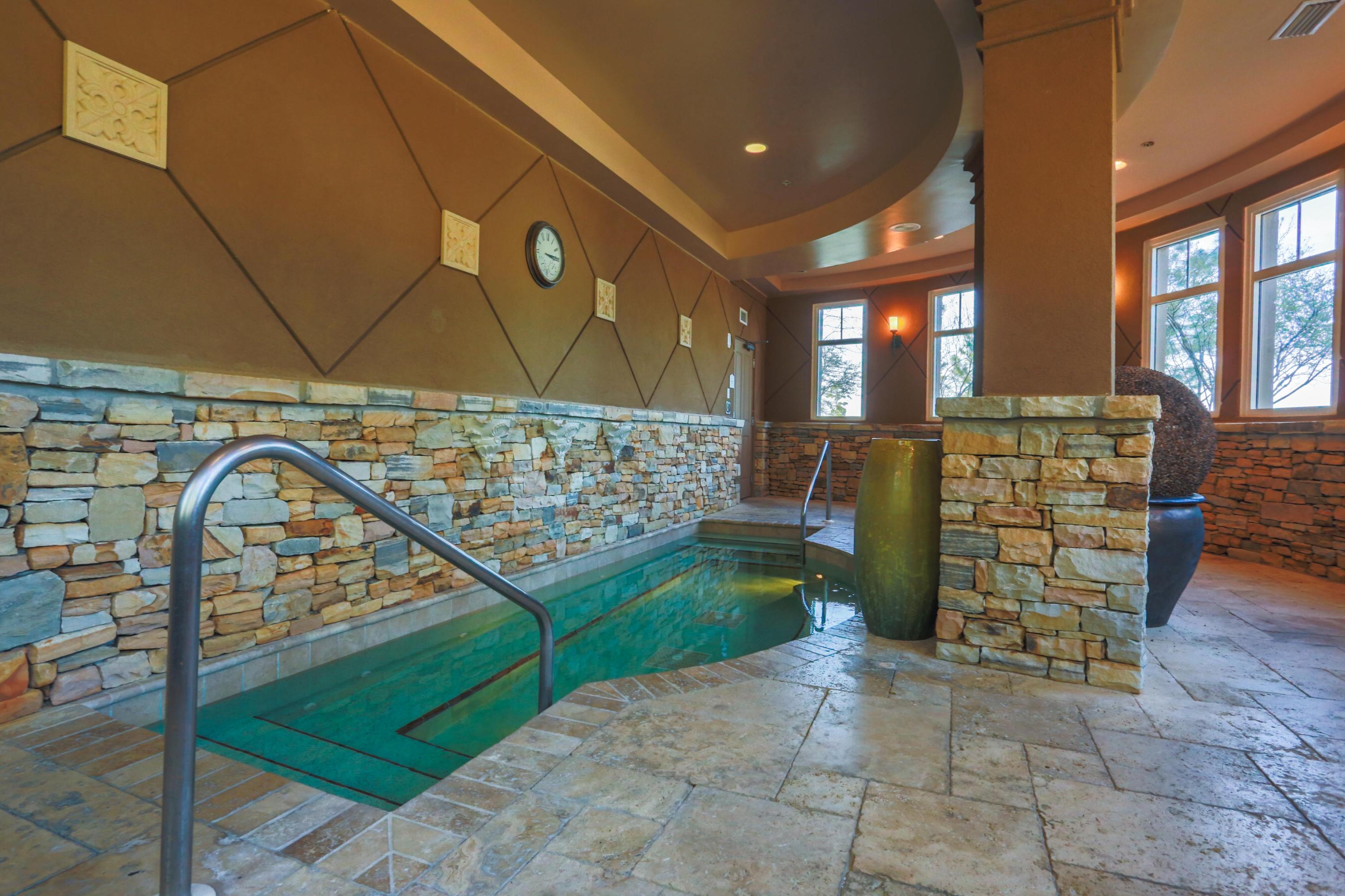 ONE WATER PLACE - Residential