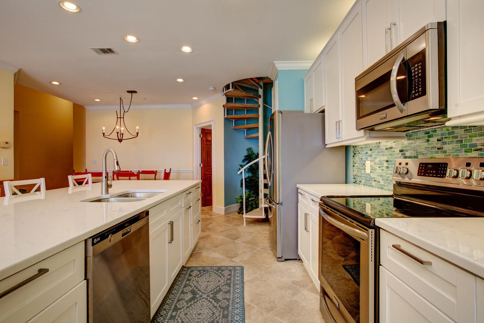 CRYSTAL DUNES - Residential